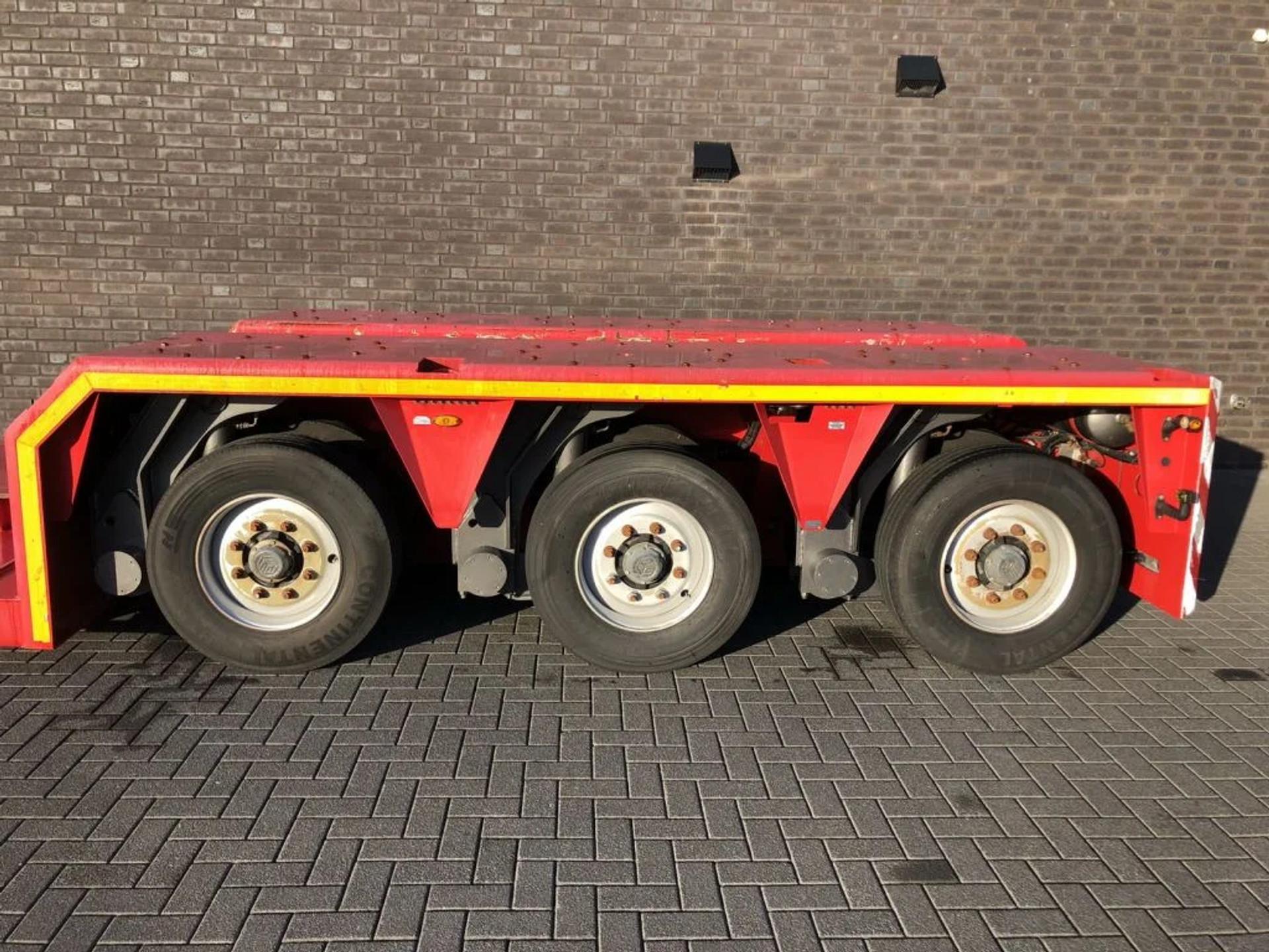 Foto 6 van Rojo 1+ 3 LOWLOADER