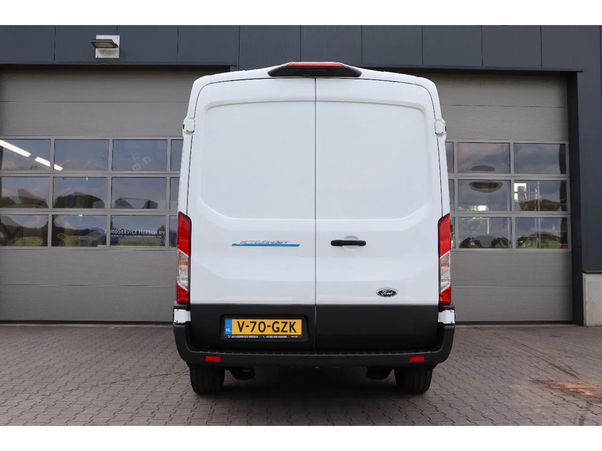 Foto 15 van Ford 68KWH L2H2 l 100% ELEKTRISCH l NAVI l 360 CAMERA l ACC l CLIMATE CONTROL