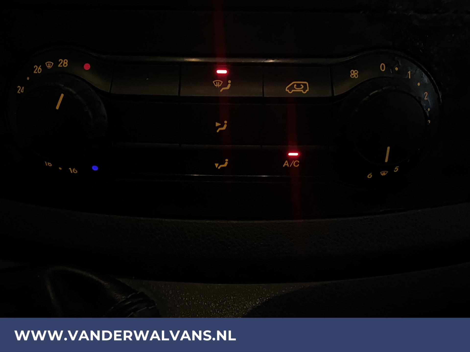 Foto 4 van Mercedes-Benz Vito 116 CDI 163pk L2H1 Euro6 Airco | LED | Cruisecontrol | Xenon |