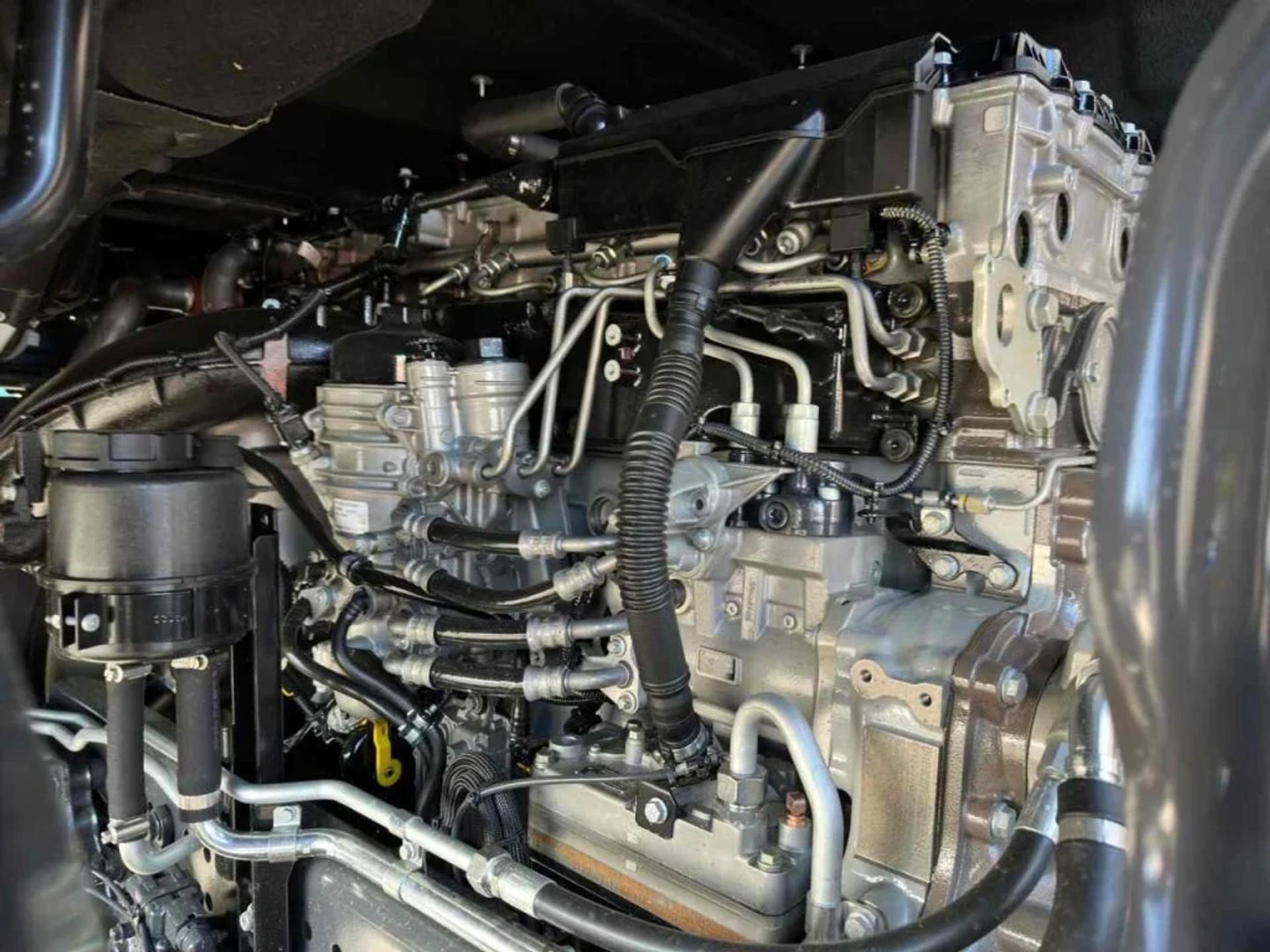 Foto 17 van Mercedes-Benz Arocs 4052 AS 6X6 HEAVY DUTY PRIME MOVERS NEW 2 UNITS IN STOCK !!!!