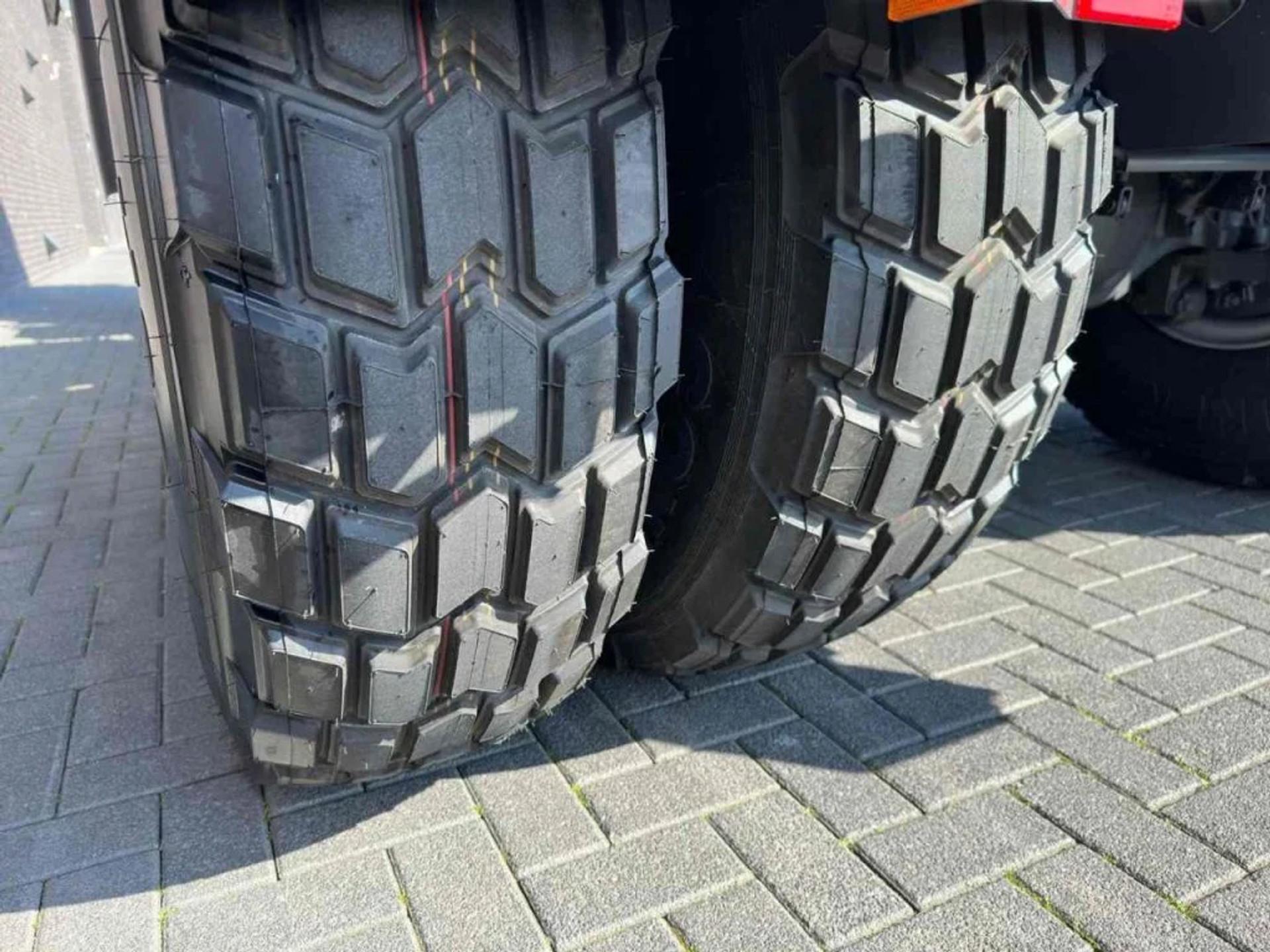 Foto 25 van Mercedes-Benz Arocs 4052 AS 6X6 HEAVY DUTY PRIME MOVERS NEW 2 UNITS IN STOCK !!!!