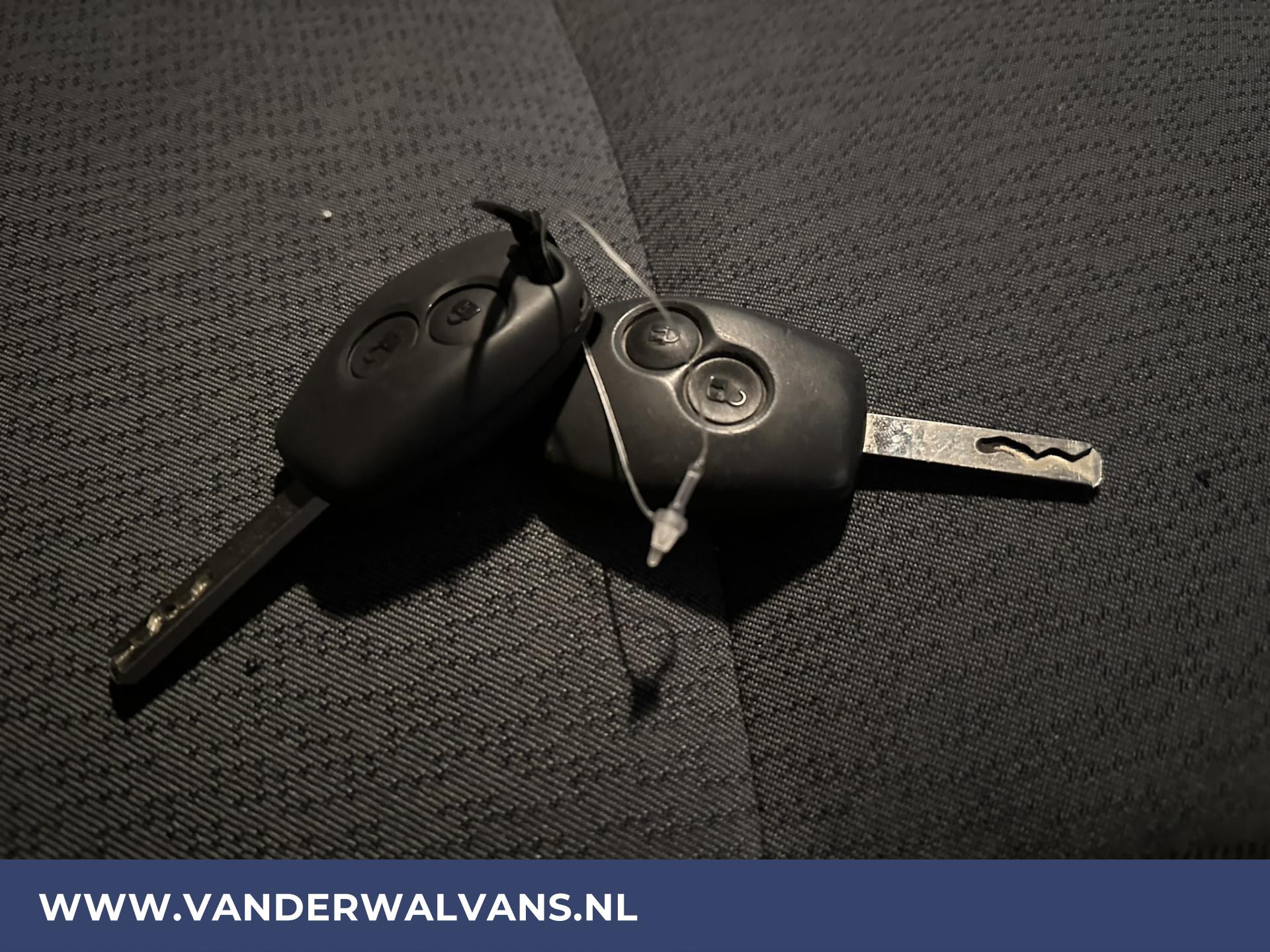 Foto 18 van Opel Vivaro 1.6 CDTI L1H1 Euro6 Airco | Imperiaal | Trekhaak | Cruisecontrol