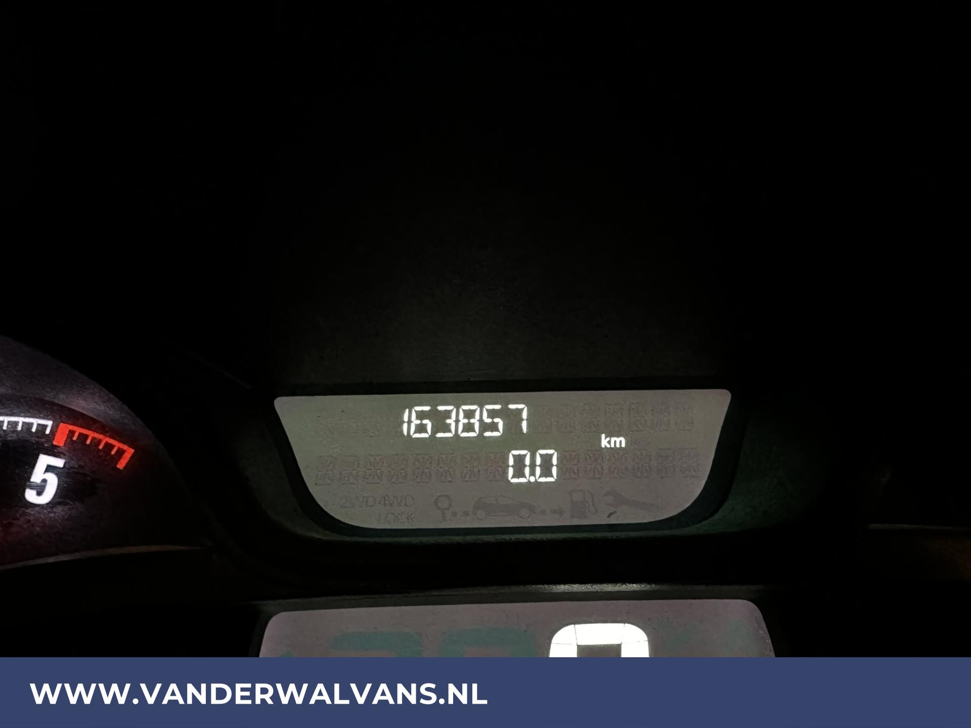 Foto 19 van Opel Vivaro 1.6 CDTI L1H1 Euro6 Airco | Imperiaal | Trekhaak | Cruisecontrol