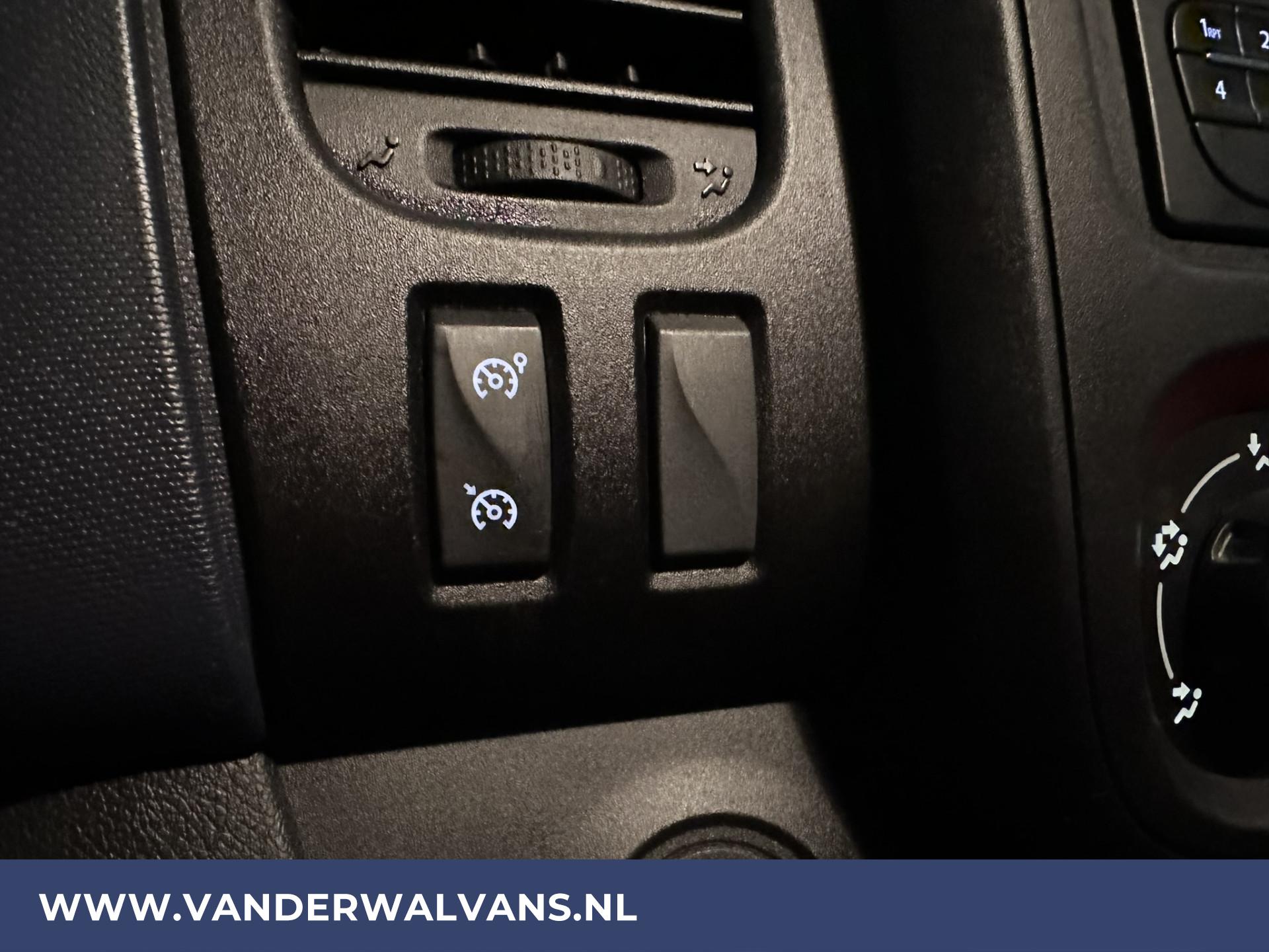 Foto 6 van Opel Vivaro 1.6 CDTI L1H1 Euro6 Airco | Imperiaal | Trekhaak | Cruisecontrol
