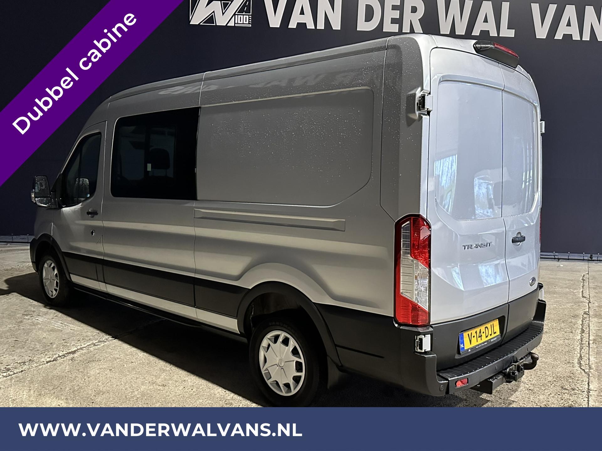 Foto 2 van Ford Transit 2.0 TDCI 131pk L3H2 Dubbele cabine Euro6 Airco | 6-zits | 2500kg Trekhaak | Cruisecontrol