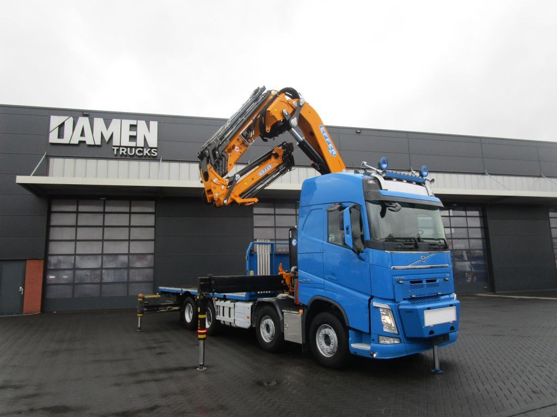 Foto 15 van Volvo FH 550 8x2 Euro 6 EFFER 685/6S + JIB 4S