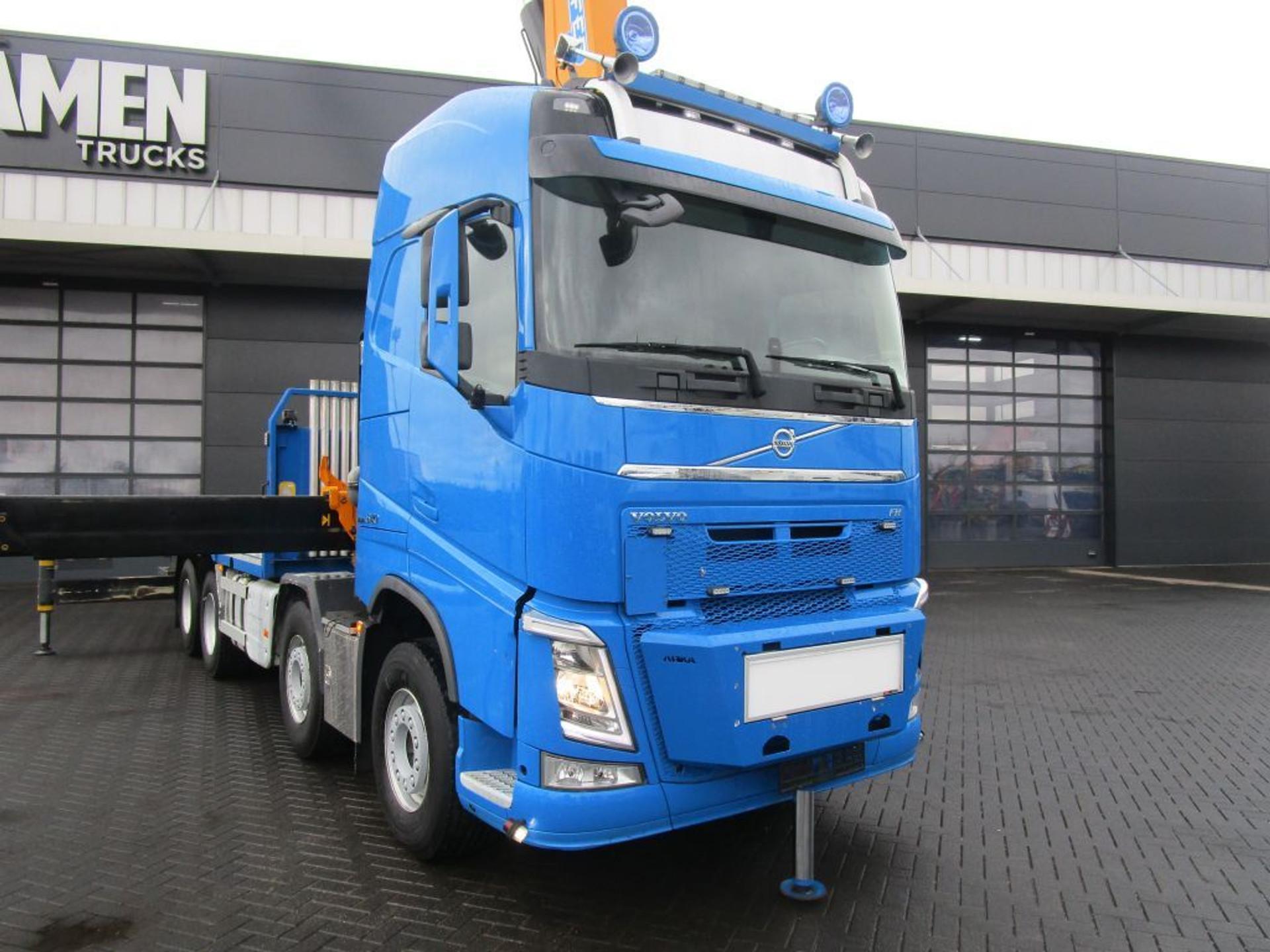 Foto 3 van Volvo FH 550 8x2 Euro 6 EFFER 685/6S + JIB 4S