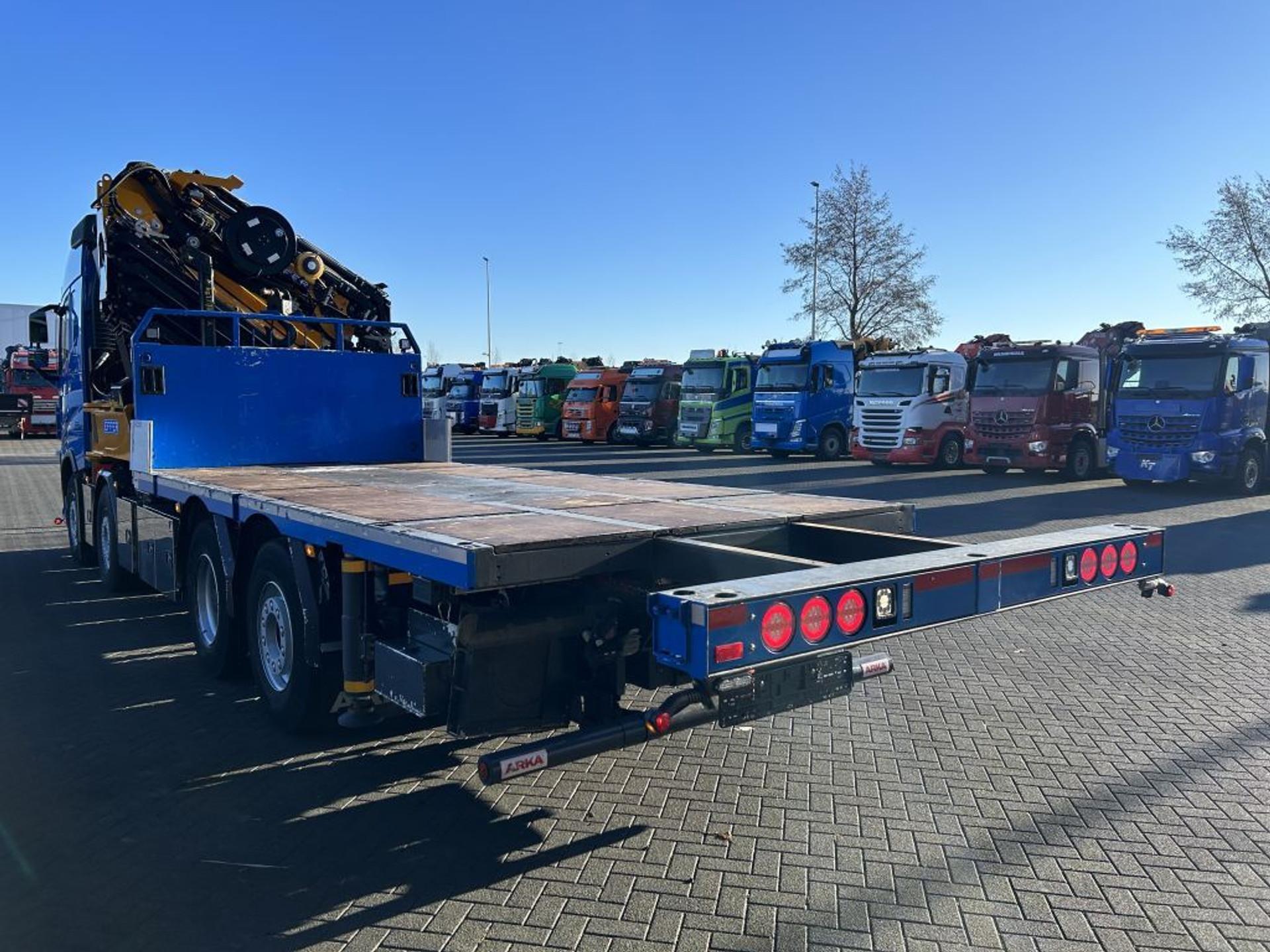 Foto 23 van Volvo FH 540 8x2 EFFER 955/8S + JIB 6S CROSSTAB