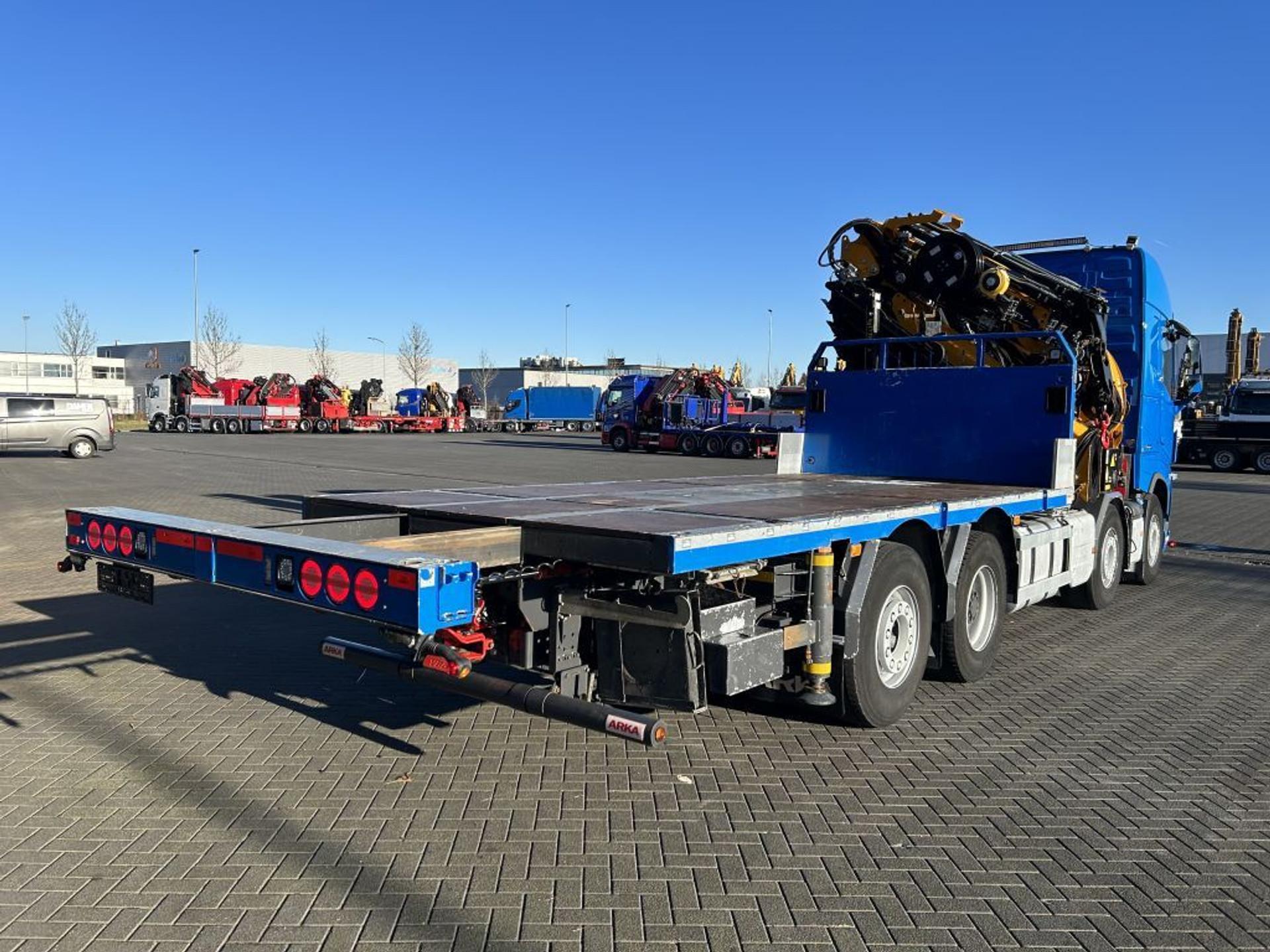 Foto 24 van Volvo FH 540 8x2 EFFER 955/8S + JIB 6S CROSSTAB