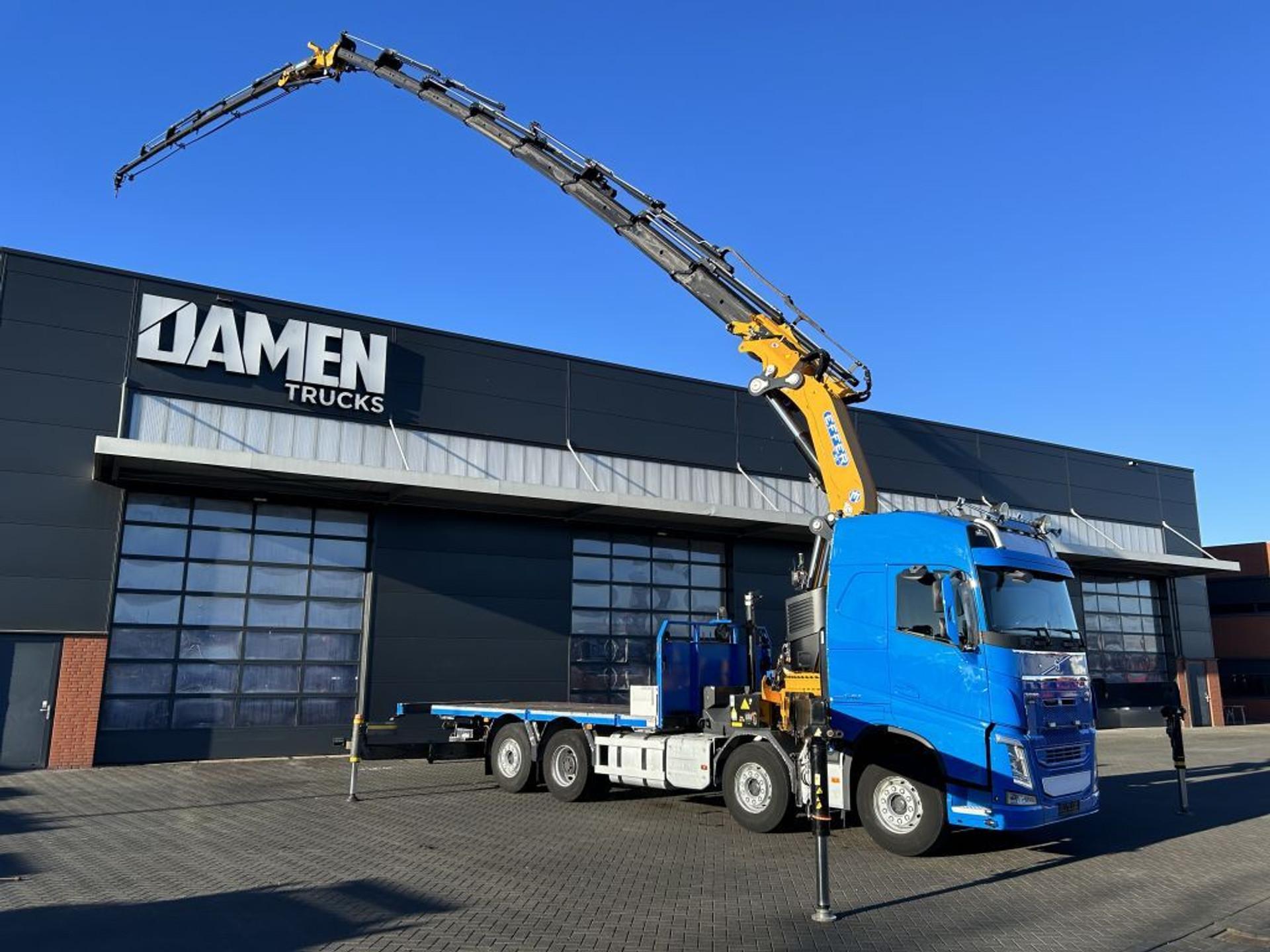 Foto 3 van Volvo FH 540 8x2 EFFER 955/8S + JIB 6S CROSSTAB