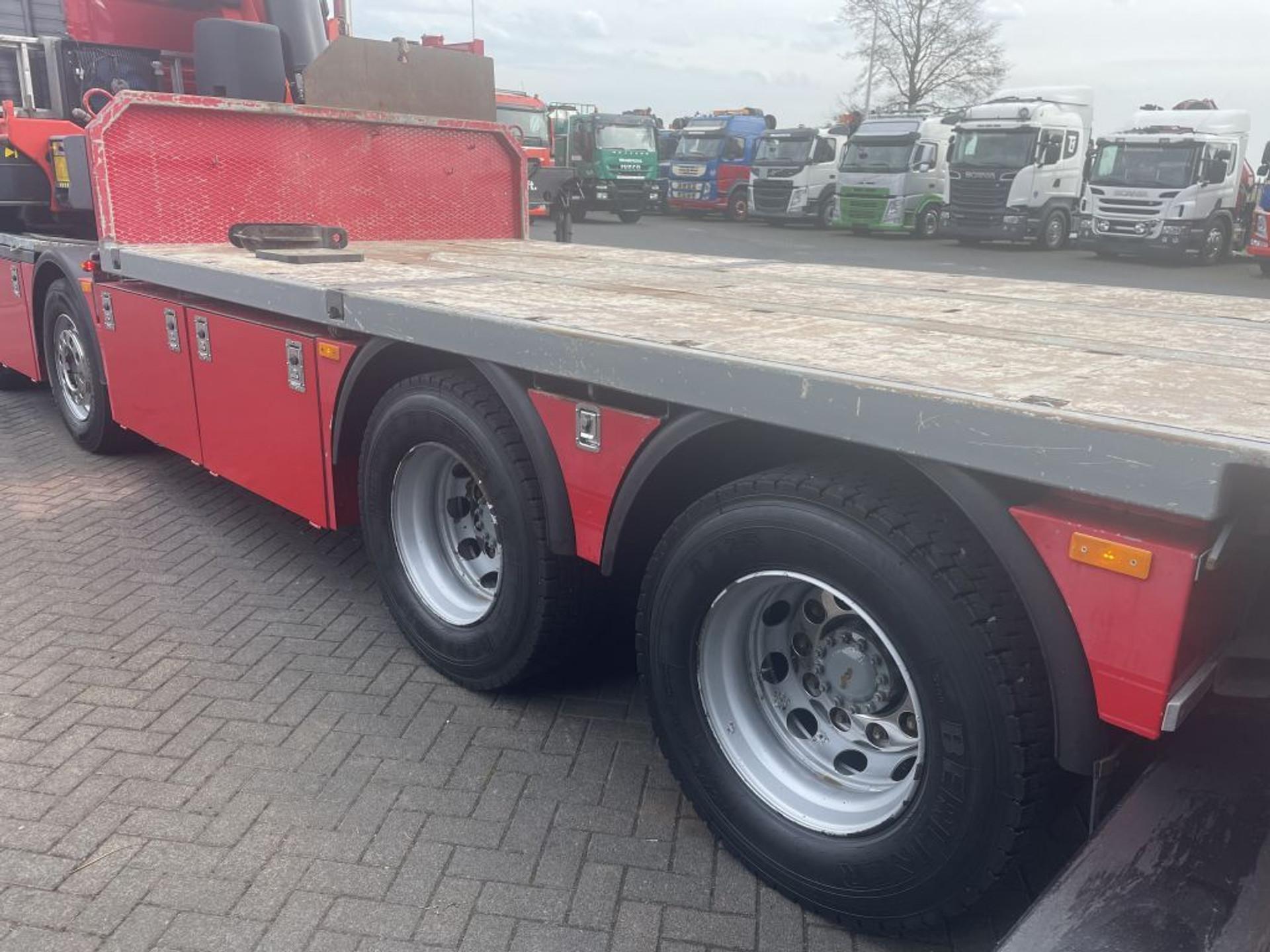 Foto 23 van Volvo FM 500 EEV 8x4 Palfinger PK 92002-SH G + JIB PJ 125 E