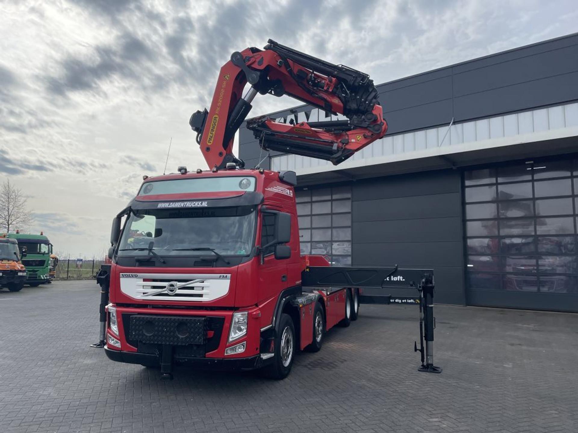 Foto 5 van Volvo FM 500 EEV 8x4 Palfinger PK 92002-SH G + JIB PJ 125 E