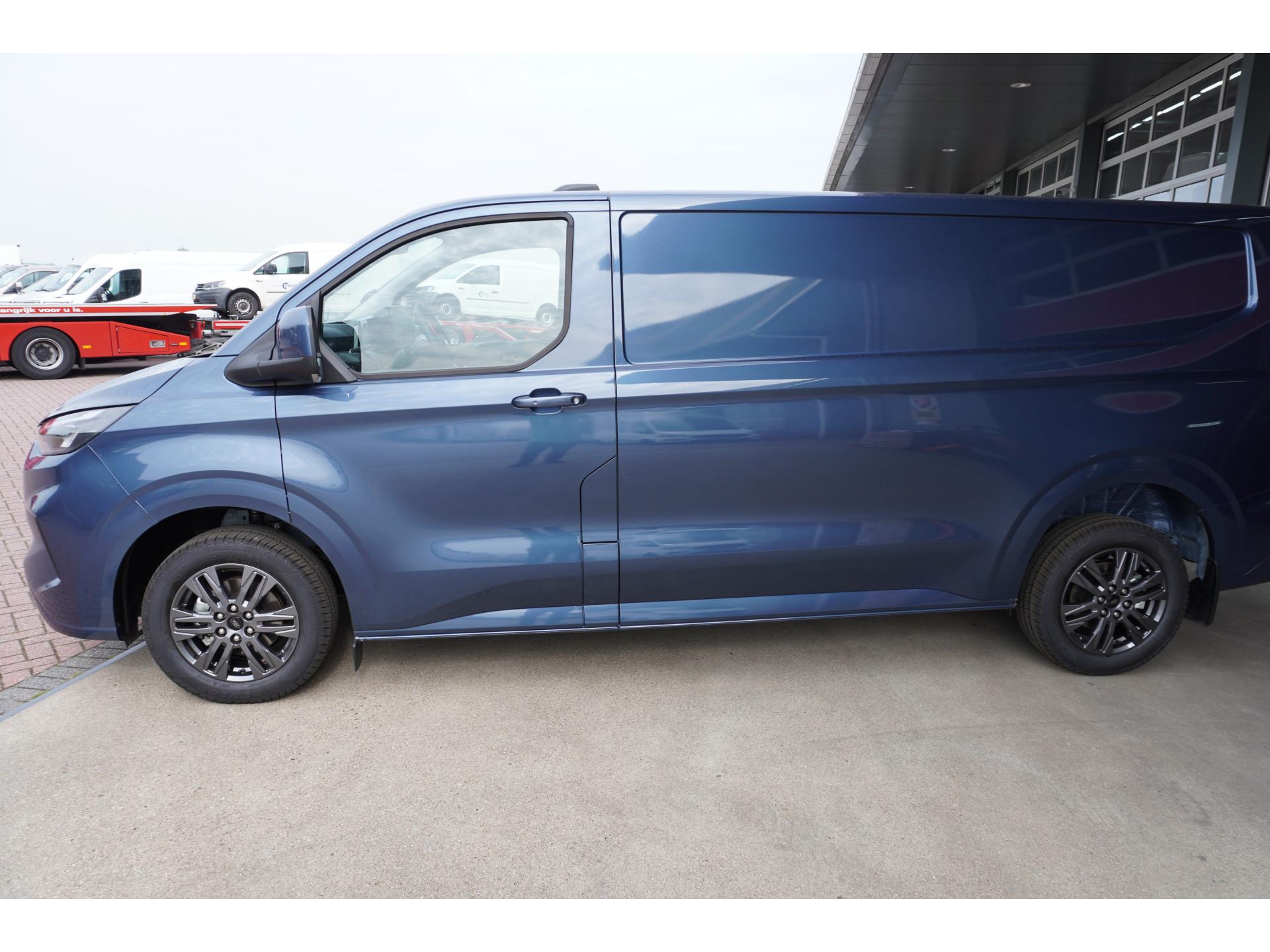 Foto 4 van Ford 320L 2.0 TDCI 170PK L2H1 Limited Automaat