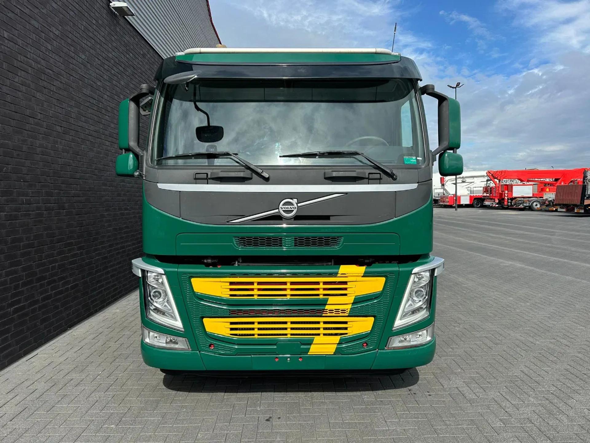 Foto 14 van Volvo FM 500 8X2 + FASSI F1350RA.2.28 XHE-DYNAMIC + JIB L616 KRAAN/KRAN/CRANE/GRUA