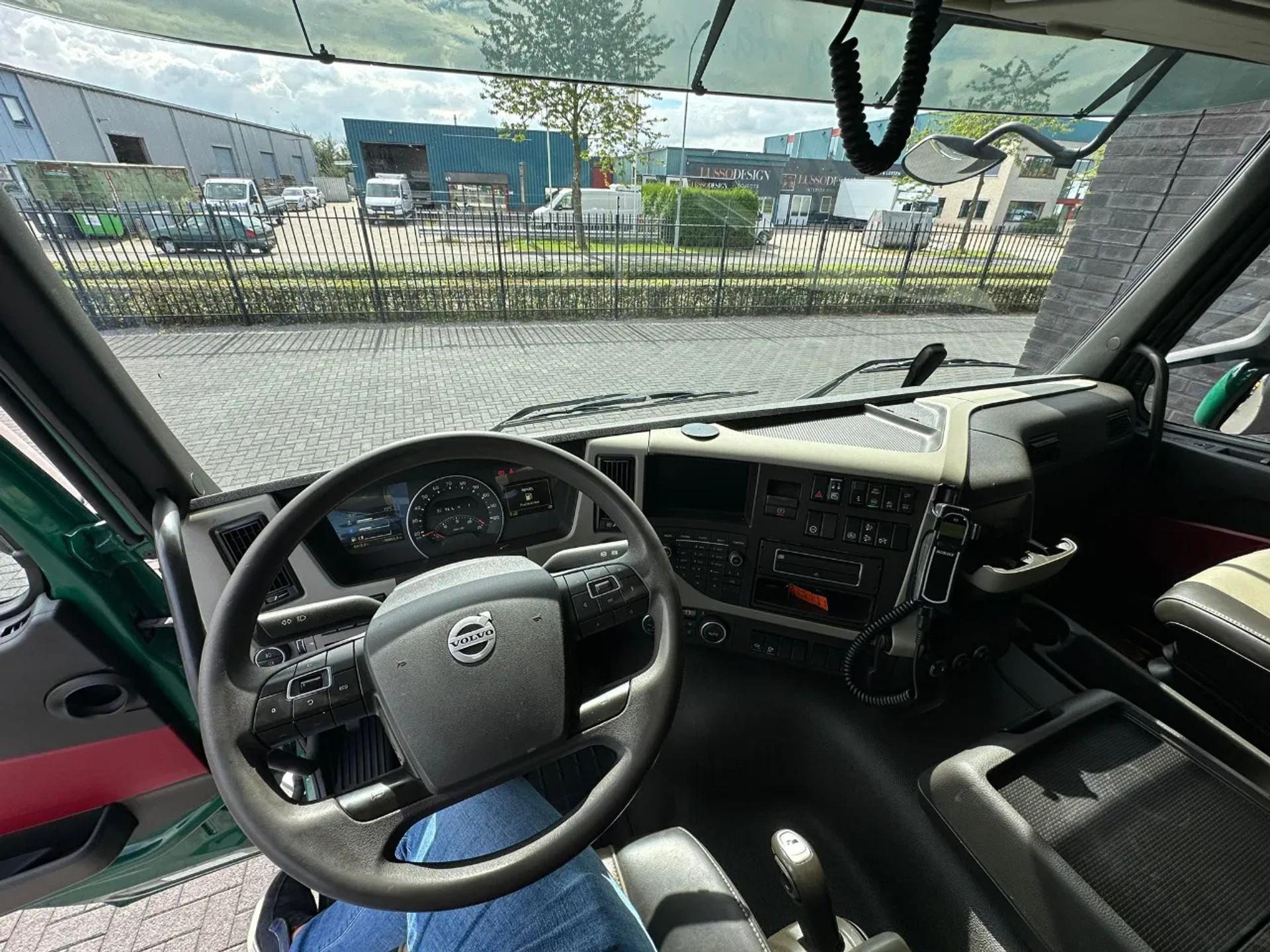 Foto 21 van Volvo FM 500 8X2 + FASSI F1350RA.2.28 XHE-DYNAMIC + JIB L616 KRAAN/KRAN/CRANE/GRUA