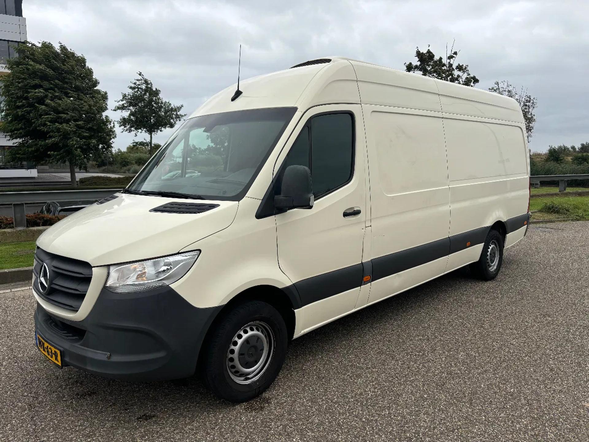 Foto 2 van Mercedes-Benz 316CDI L3H2 Koelwagen 2X Carrier Koel Unit Met Stekker + Laadklep Automaat Airco Cruisecontrol EURO 6