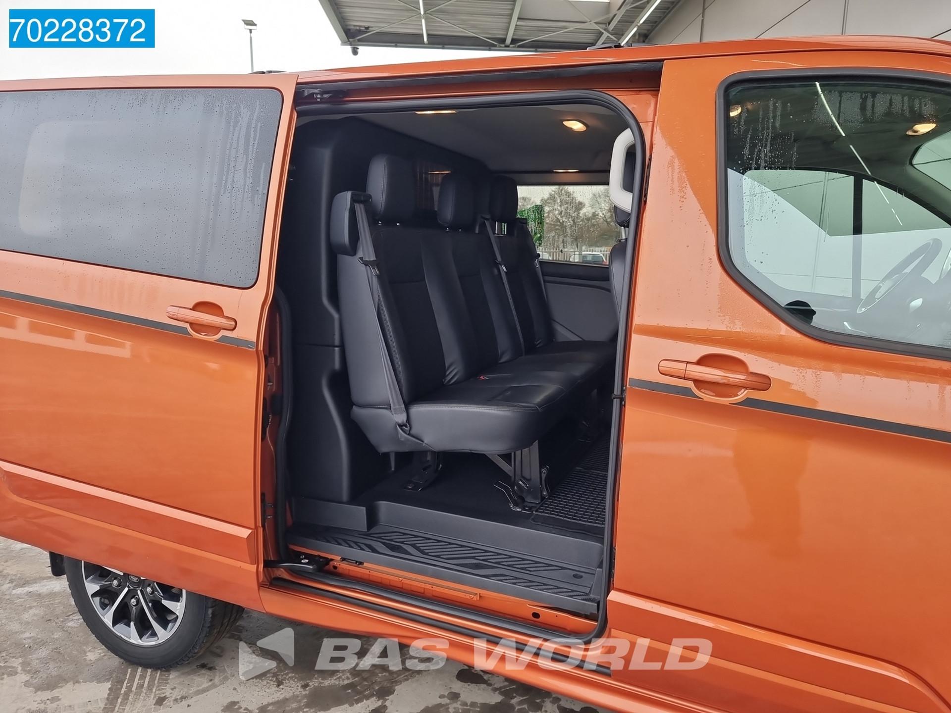 Foto 7 van Ford Transit Custom 185pk Automaat Sport L1H1 Dubbel Cabine ACC Navi Camera Trekhaak Euro6 3m3 Airco Dubbel cabine Trekhaak