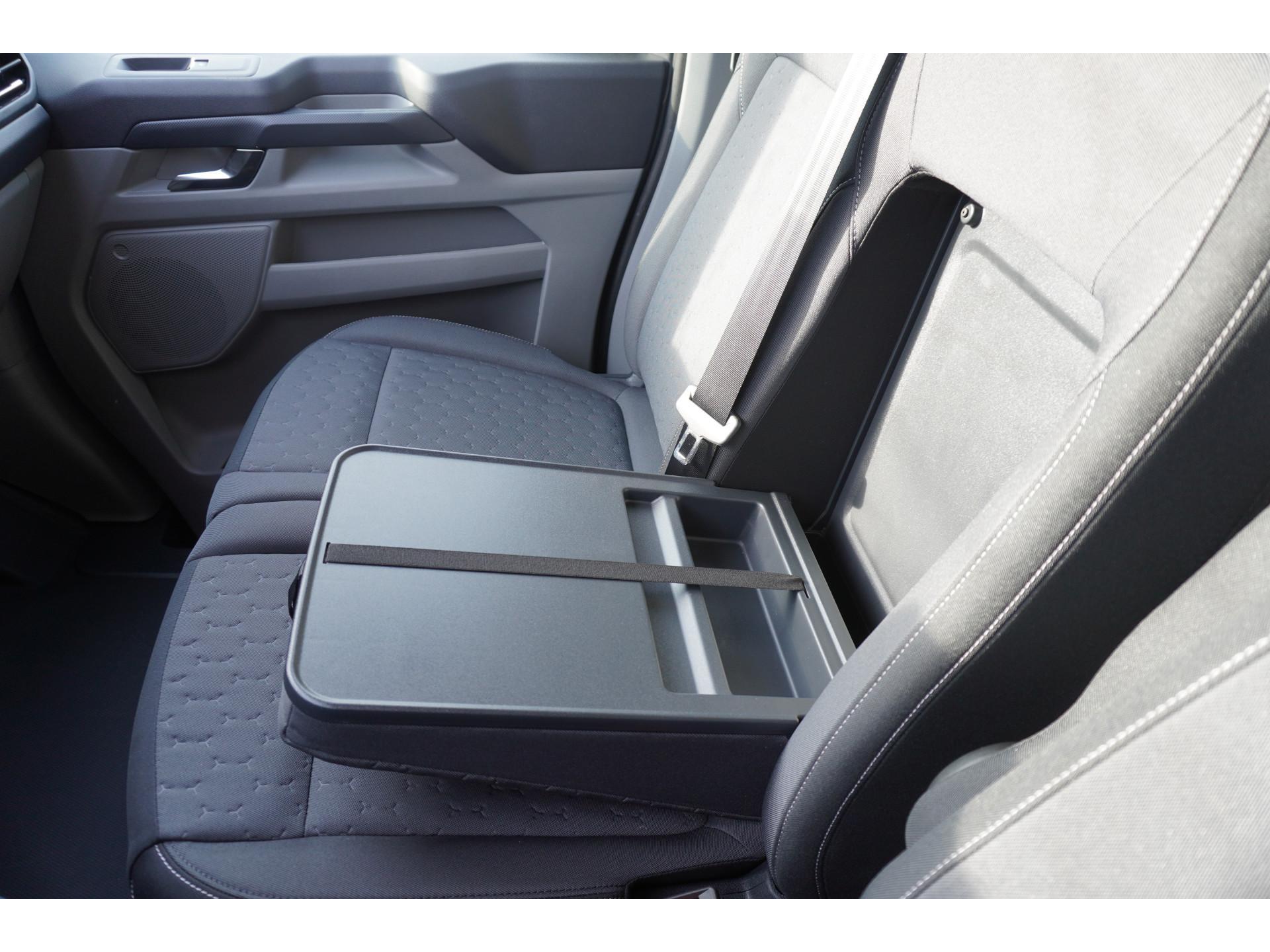 Foto 19 van Ford 320 2.0 TDCI 170pk L2H1 Limited Schuifdeur L+R Automaat