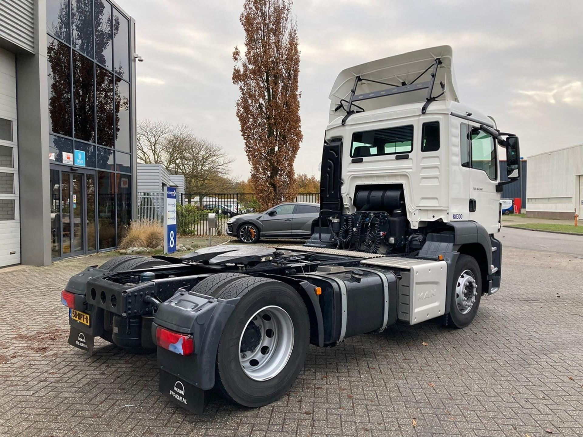 Foto 2 van MAN TGS 18.360