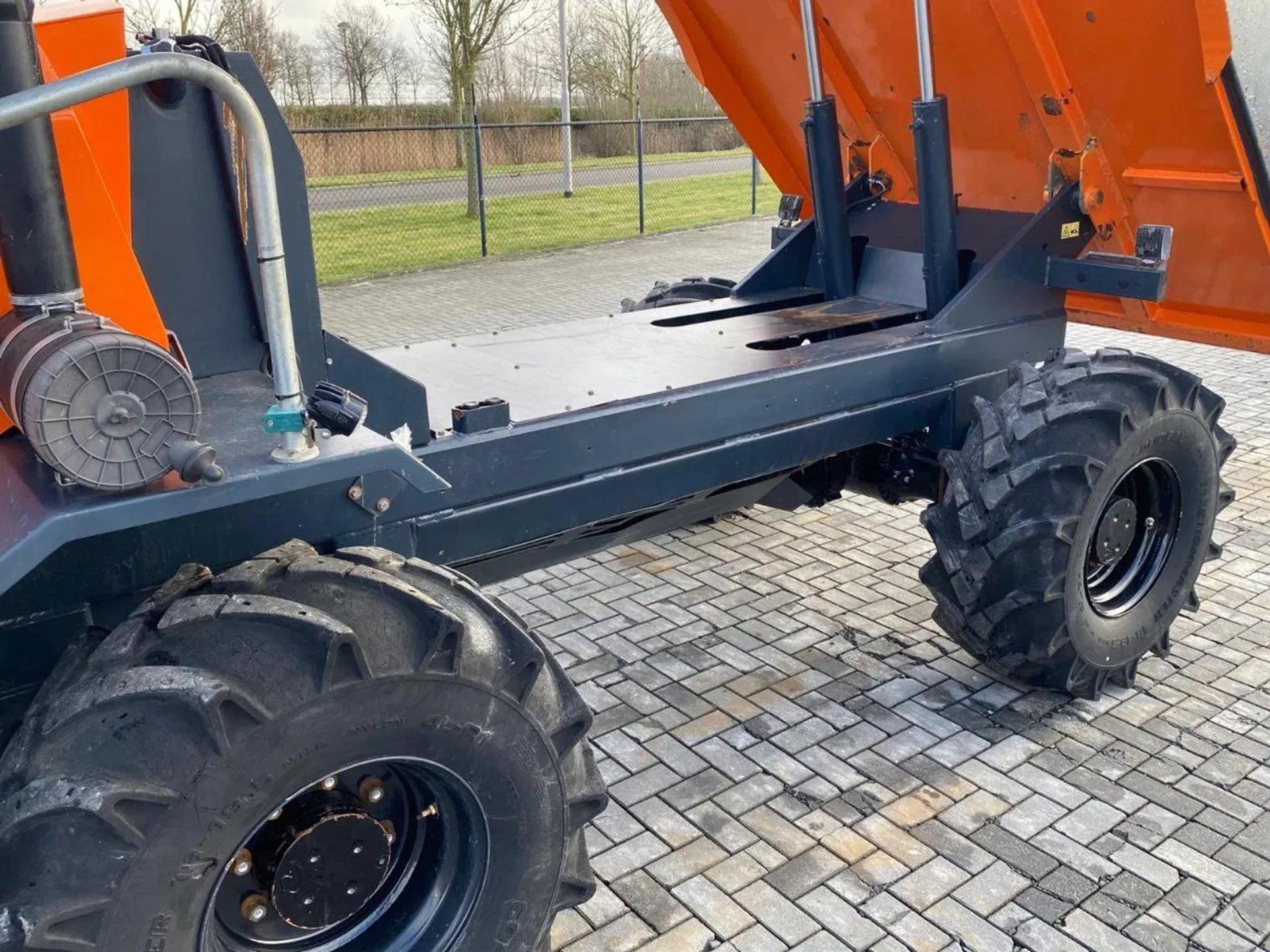 Foto 12 van Davino D12 | 18 TON | DV 100 / 912 | AIRCO | 4 WHEEL STEERING