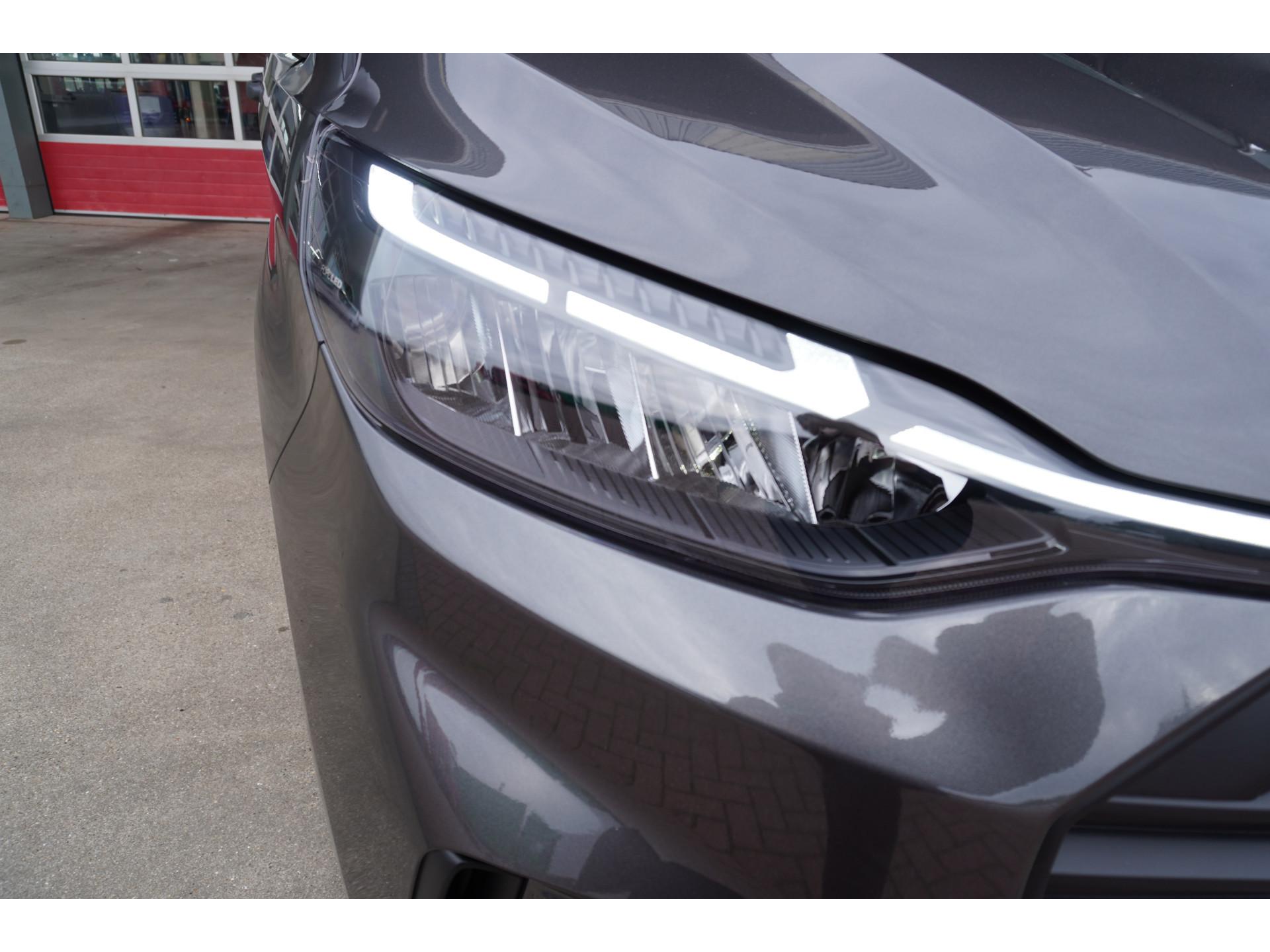 Foto 12 van Ford 320L 2.0 TDCI 136PK L2H1 Trend Achterklep Schuifdeur L / R