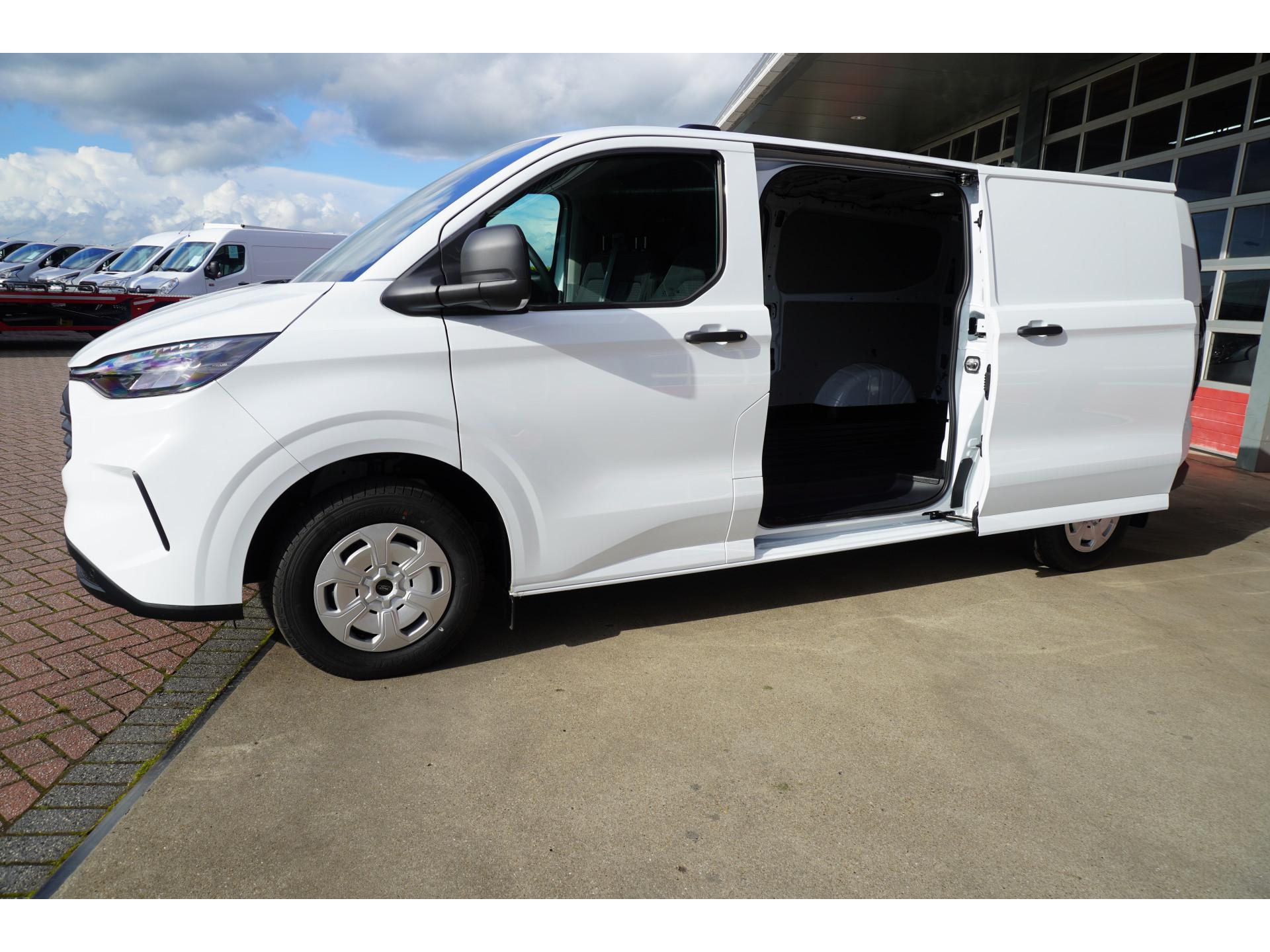 Foto 9 van Ford 320L 2.0 TDCI 136PK L2H1 Trend Achterklep Schuifdeur L / R