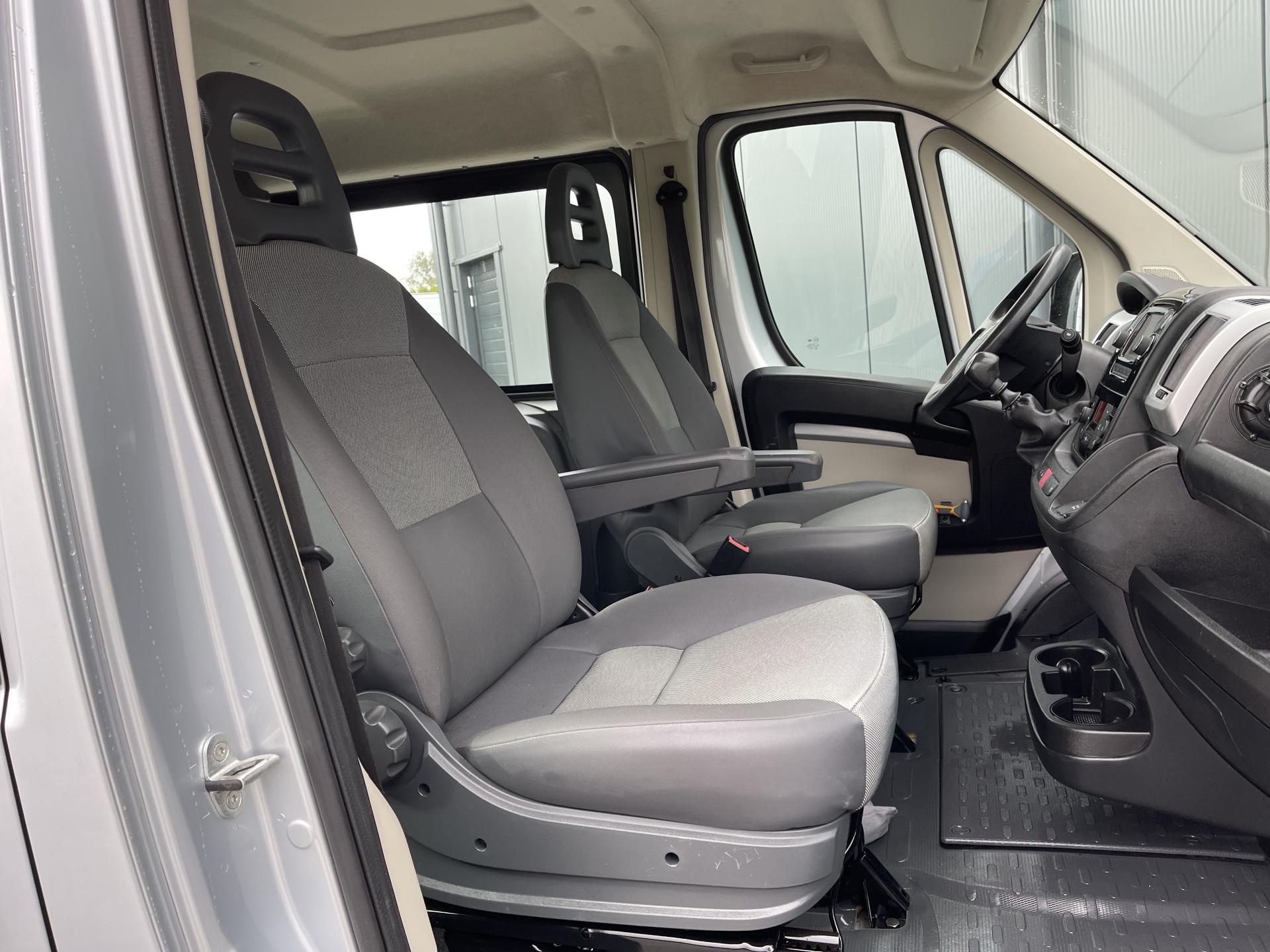 Foto 6 van Fiat 2.3 MultiJet 131 PK / L2H1 / DUBBELE CABINE / TREKHAAK / AIRCO / CAMERA / DUBBEL CABINE