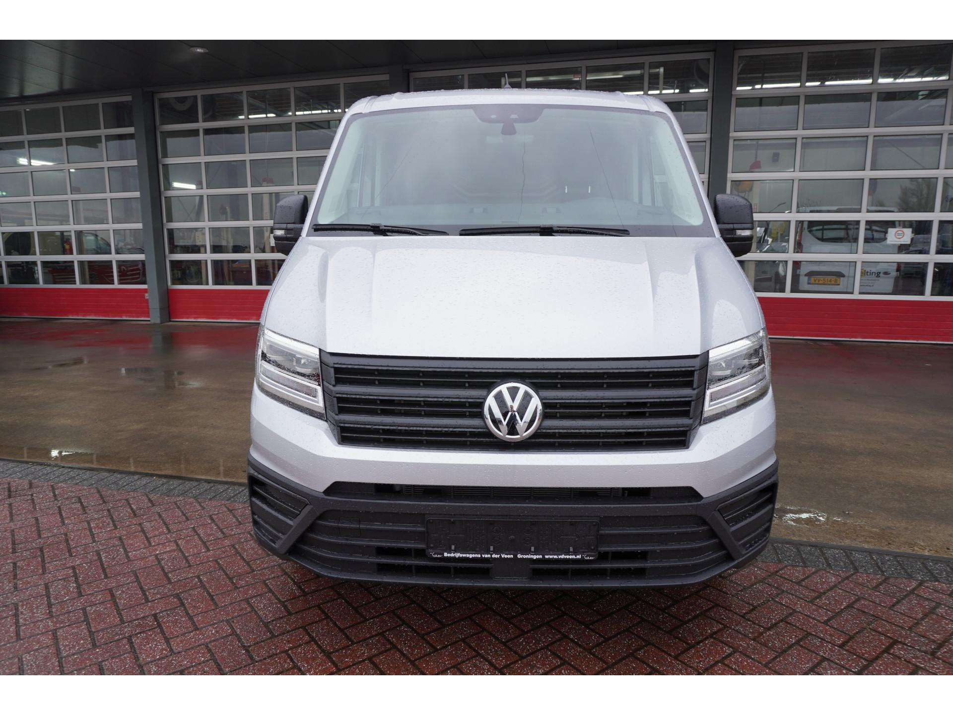 Foto 10 van Volkswagen Crafter 35 2.0 TDI 177PK L3H2 Automaat