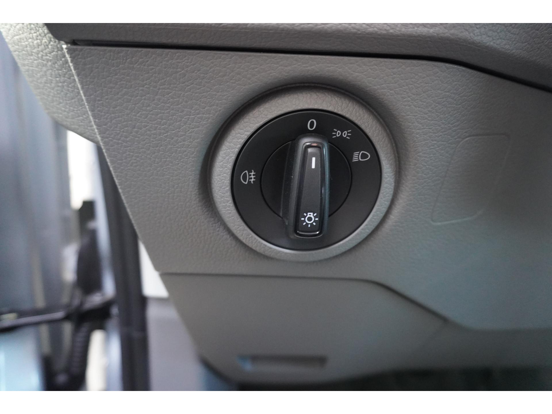 Foto 27 van Volkswagen Crafter 35 2.0 TDI 177PK L3H2 Automaat