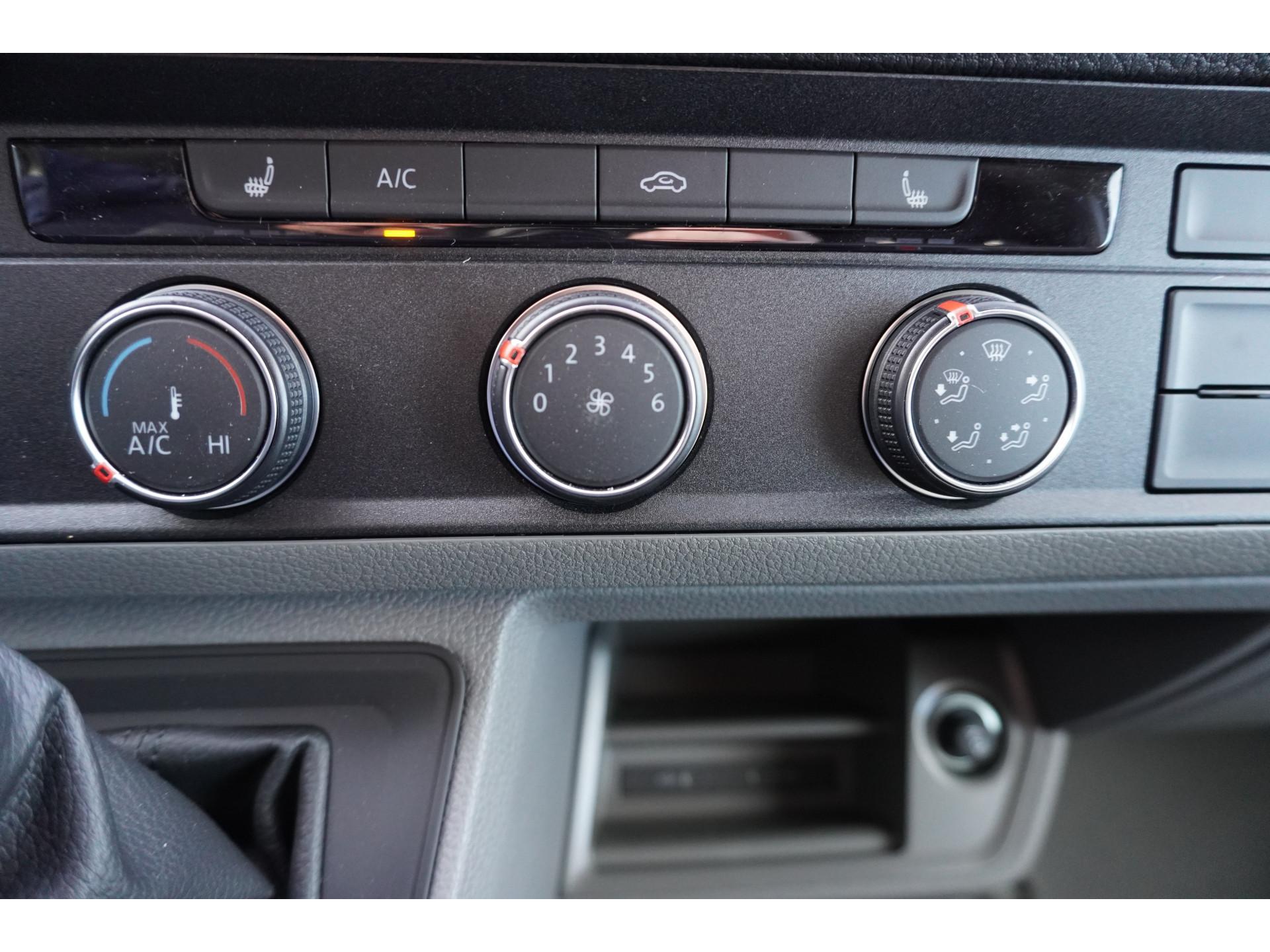 Foto 31 van Volkswagen Crafter 35 2.0 TDI 177PK L3H2 Automaat