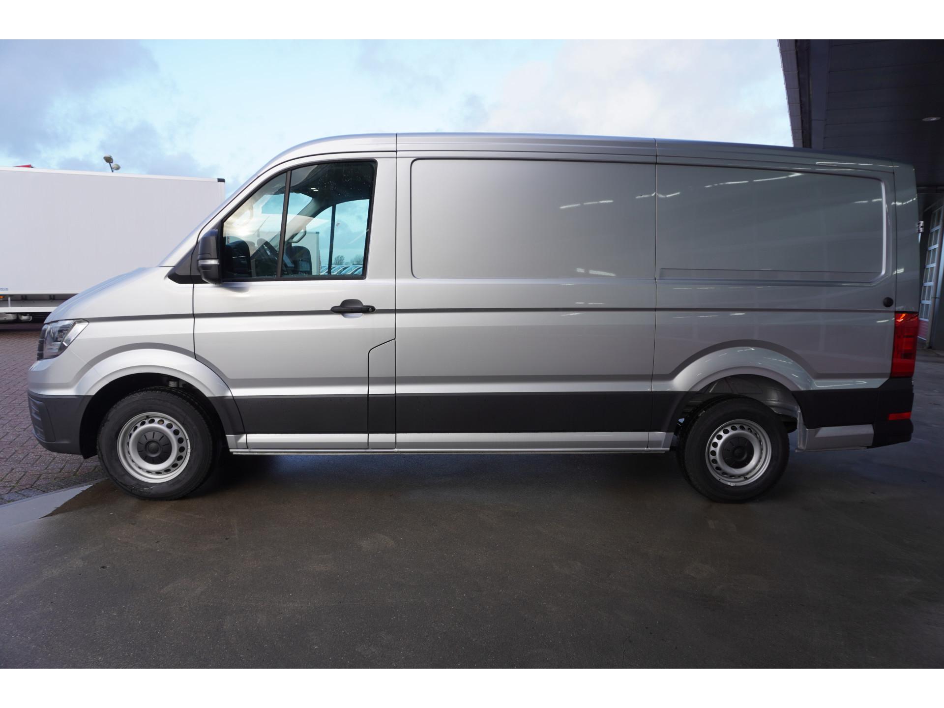 Foto 8 van Volkswagen Crafter 35 2.0 TDI 177PK L3H2 Automaat