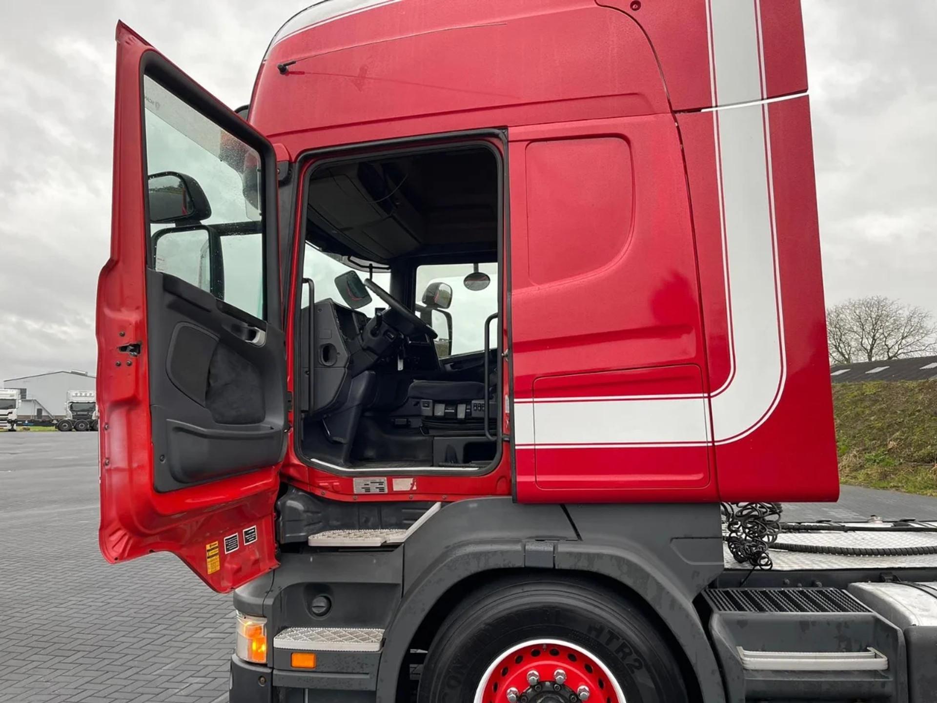 Foto 14 van Scania R620 V8, RETARDER, FULL AIR, OPTICRUISE, HYDRAULIC.