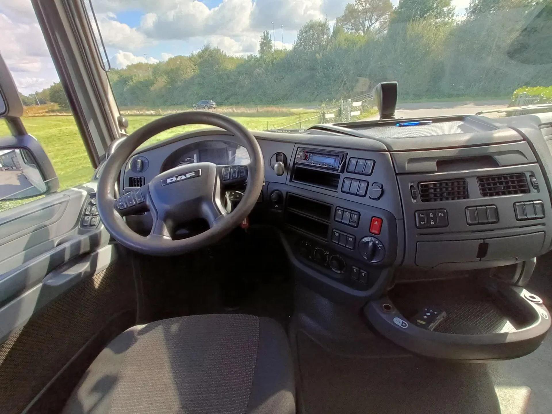 Foto 20 van DAF WISSELLAADBAK SYSTEEM - OOK IDEAAL OM OPRIJ AUTO TE MAKEN - 655000KM