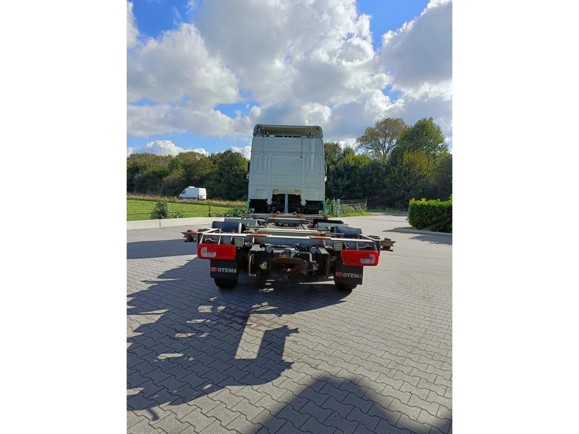 Foto 31 van DAF WISSELLAADBAK SYSTEEM - OOK IDEAAL OM OPRIJ AUTO TE MAKEN - 655000KM