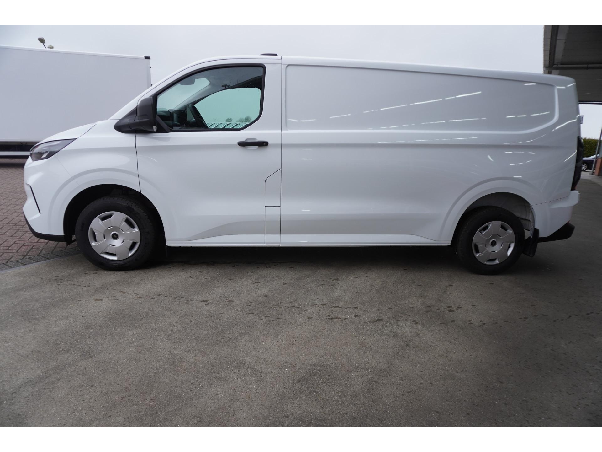 Foto 7 van Ford Transit Custom 320L 2.0 TDCI 136PK L2H1 Trend NIEUW MODEL 2024