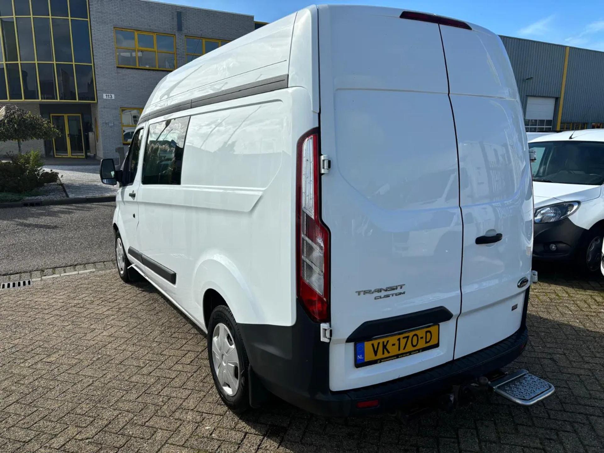 Foto 8 van Ford 2.2TDCI L2H2 Airco Cruisecontrol Trekhaak
