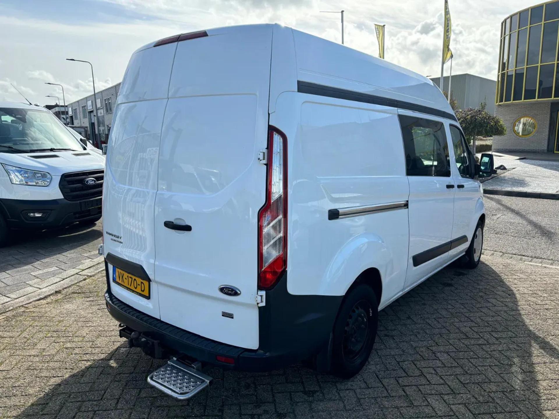 Foto 9 van Ford 2.2TDCI L2H2 Airco Cruisecontrol Trekhaak