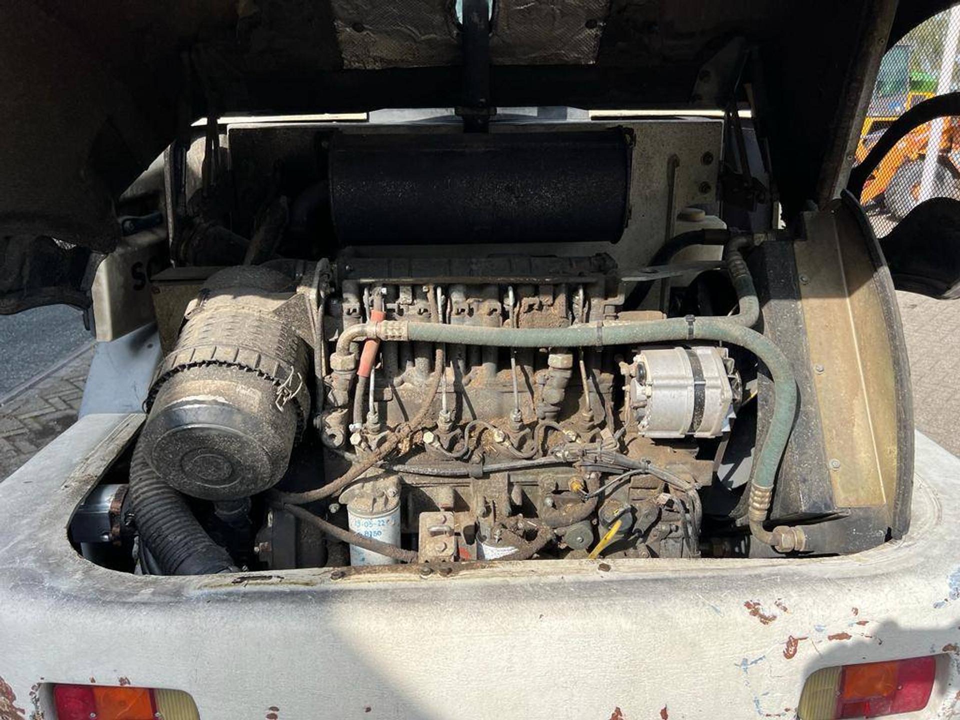 Foto 12 van Terex Schaeff SKL 834
