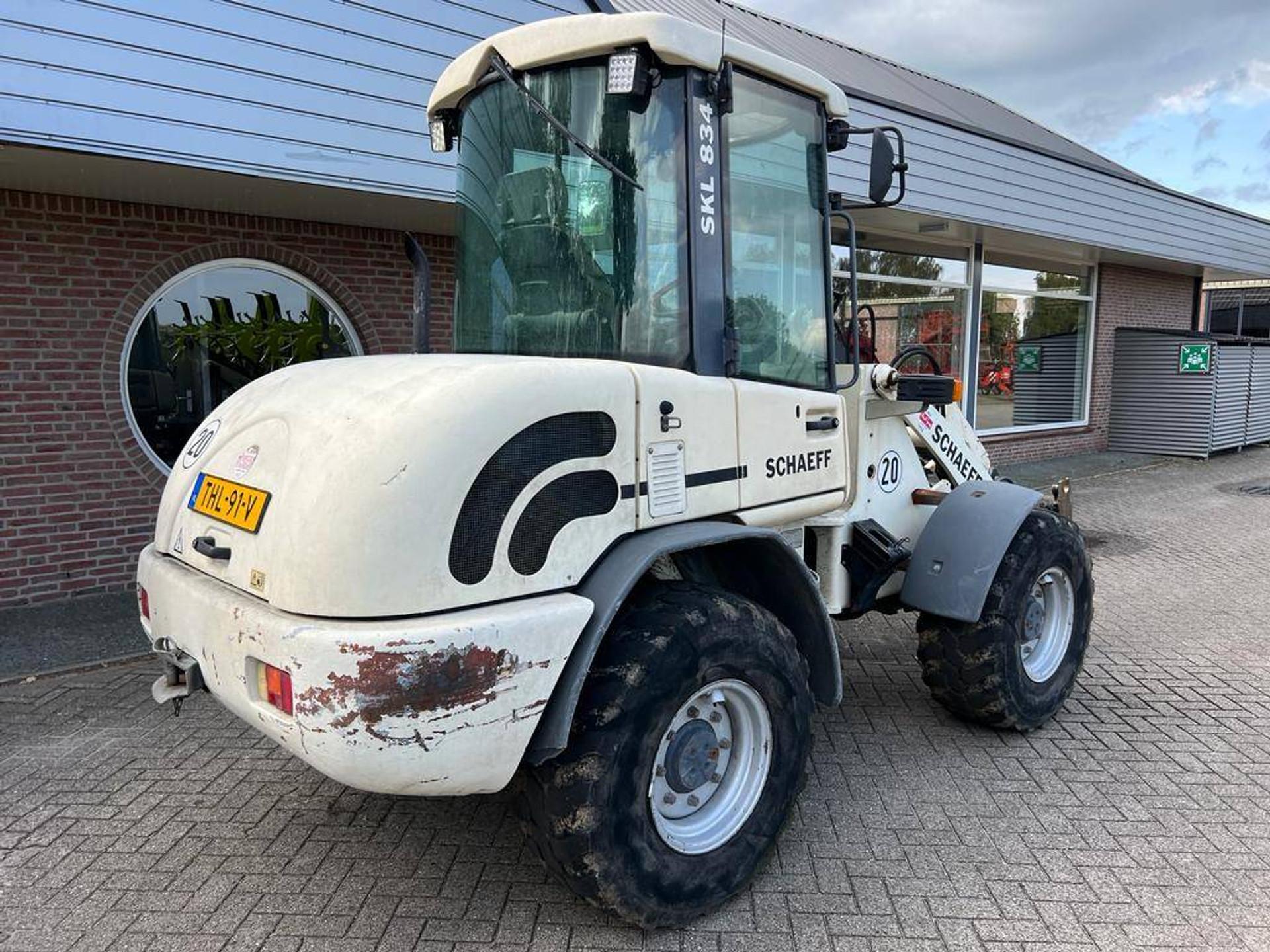 Foto 4 van Terex Schaeff SKL 834
