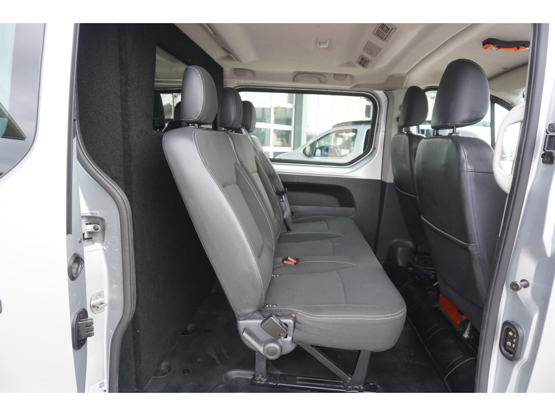 Foto 19 van Renault Trafic dCi T29 L2H1 Dubbel Cabine Comfort