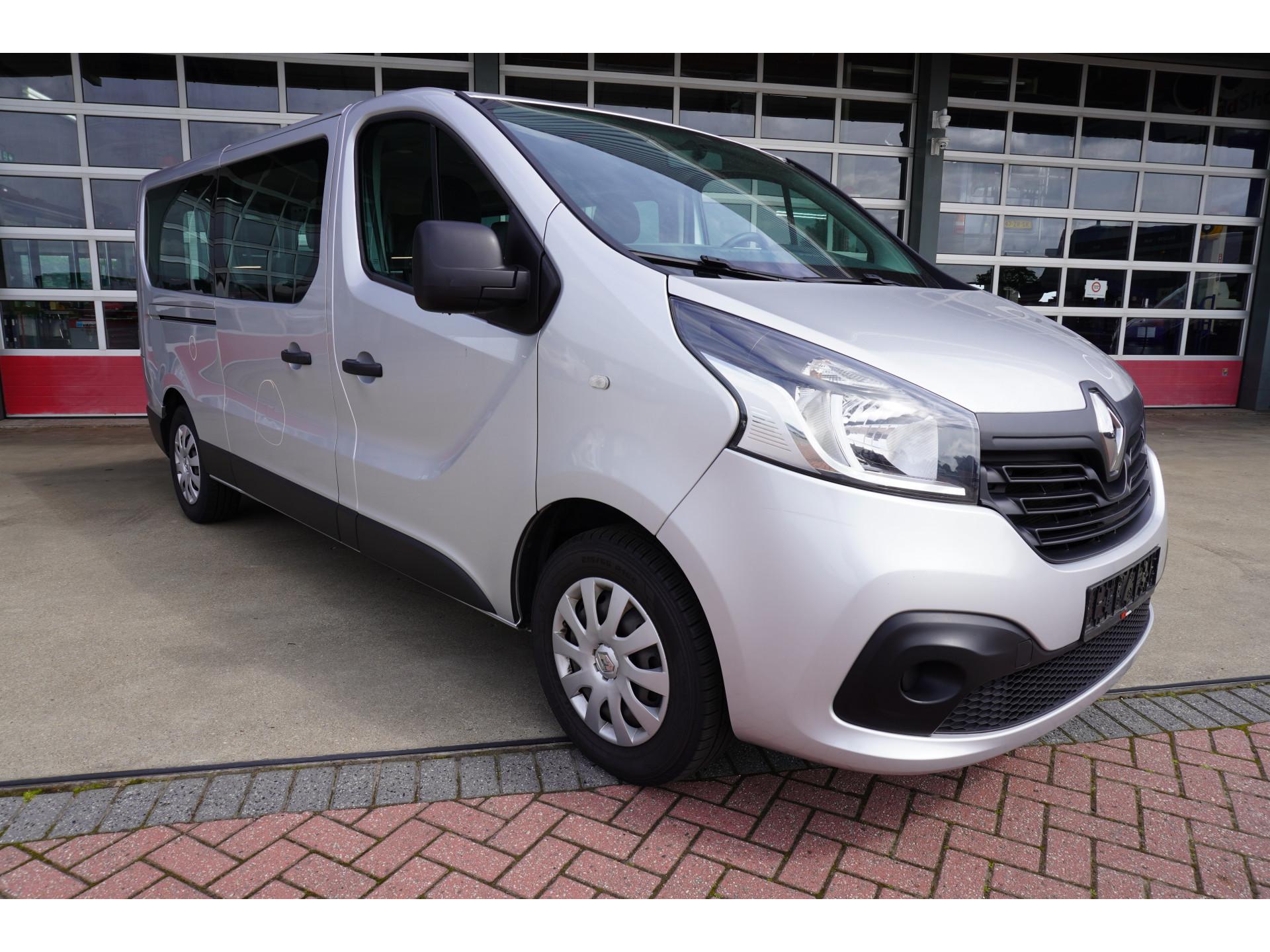 Foto 2 van Renault Trafic dCi T29 L2H1 Dubbel Cabine Comfort