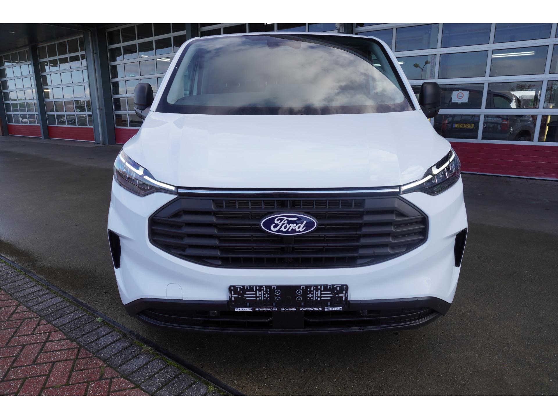 Foto 10 van Ford 320L 2.0 TDCI 170PK L2H1 Trend Automaat