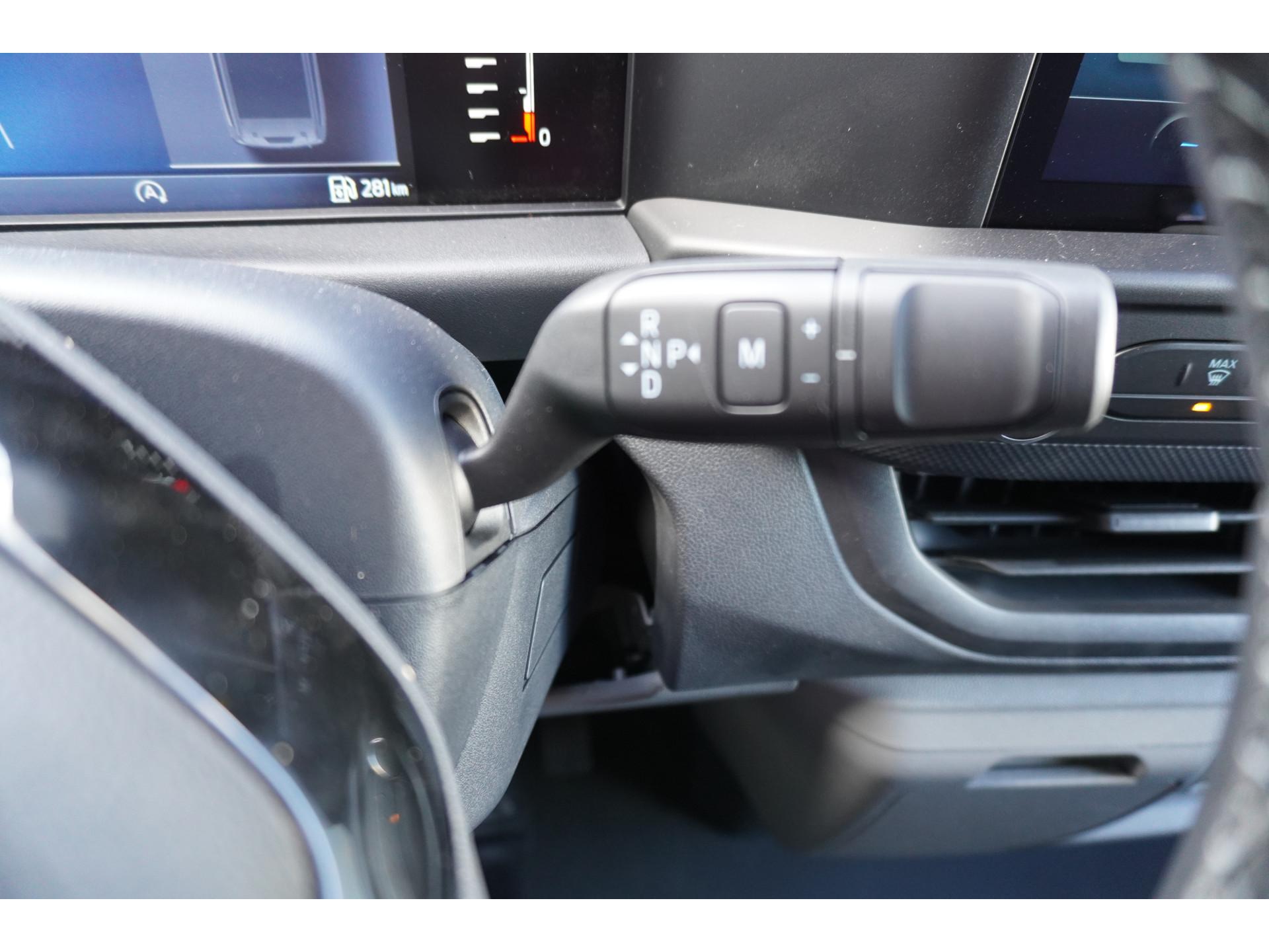 Foto 23 van Ford 320L 2.0 TDCI 170PK L2H1 Trend Automaat