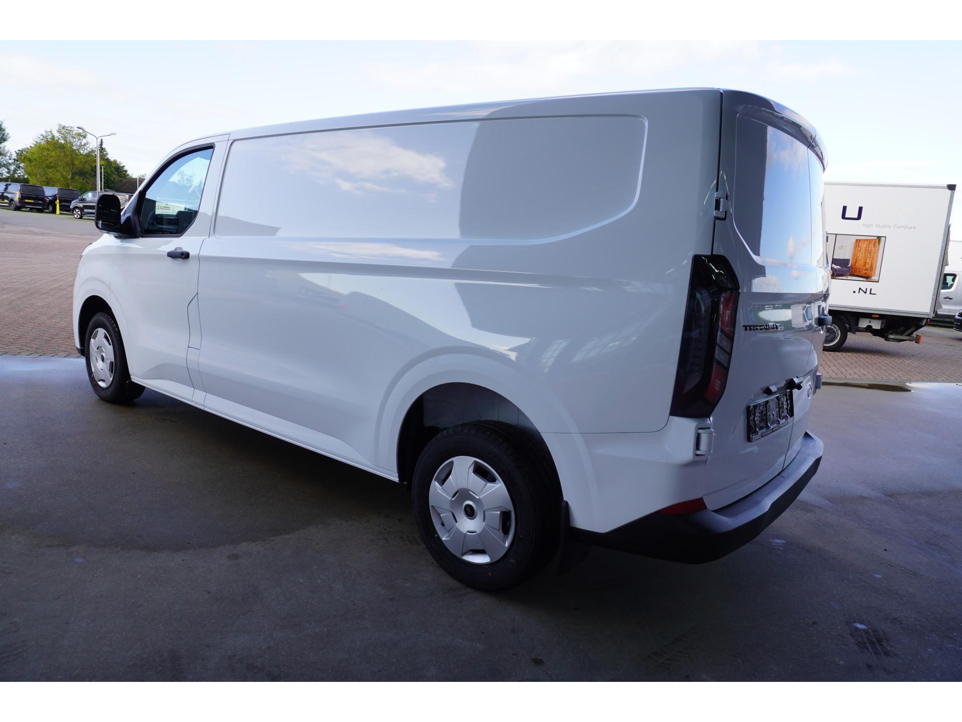 Foto 7 van Ford 320L 2.0 TDCI 170PK L2H1 Trend Automaat