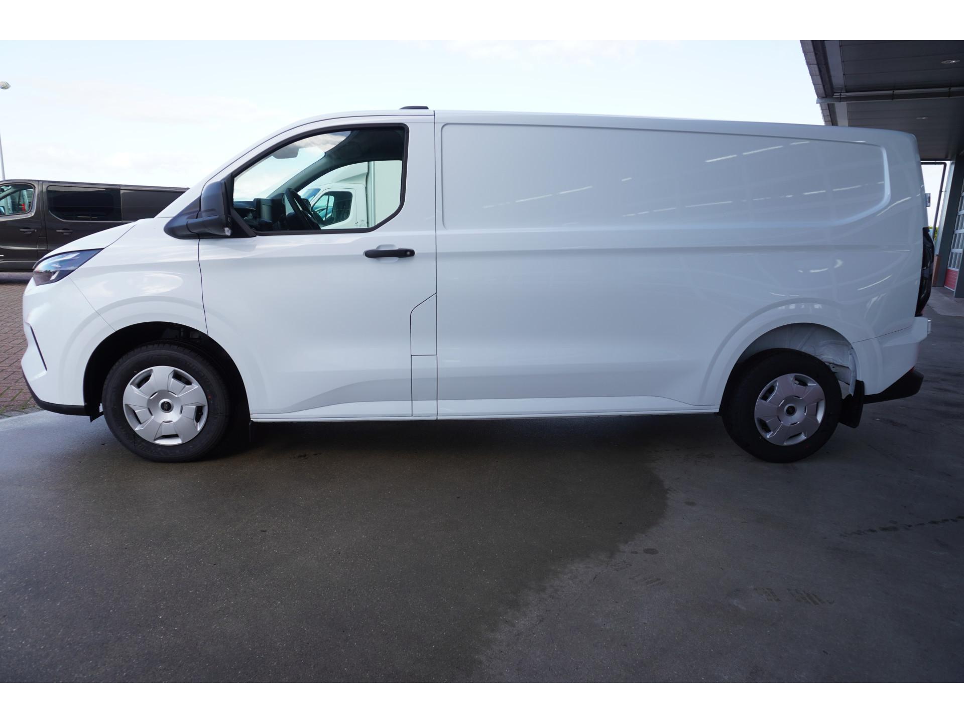 Foto 8 van Ford 320L 2.0 TDCI 170PK L2H1 Trend Automaat