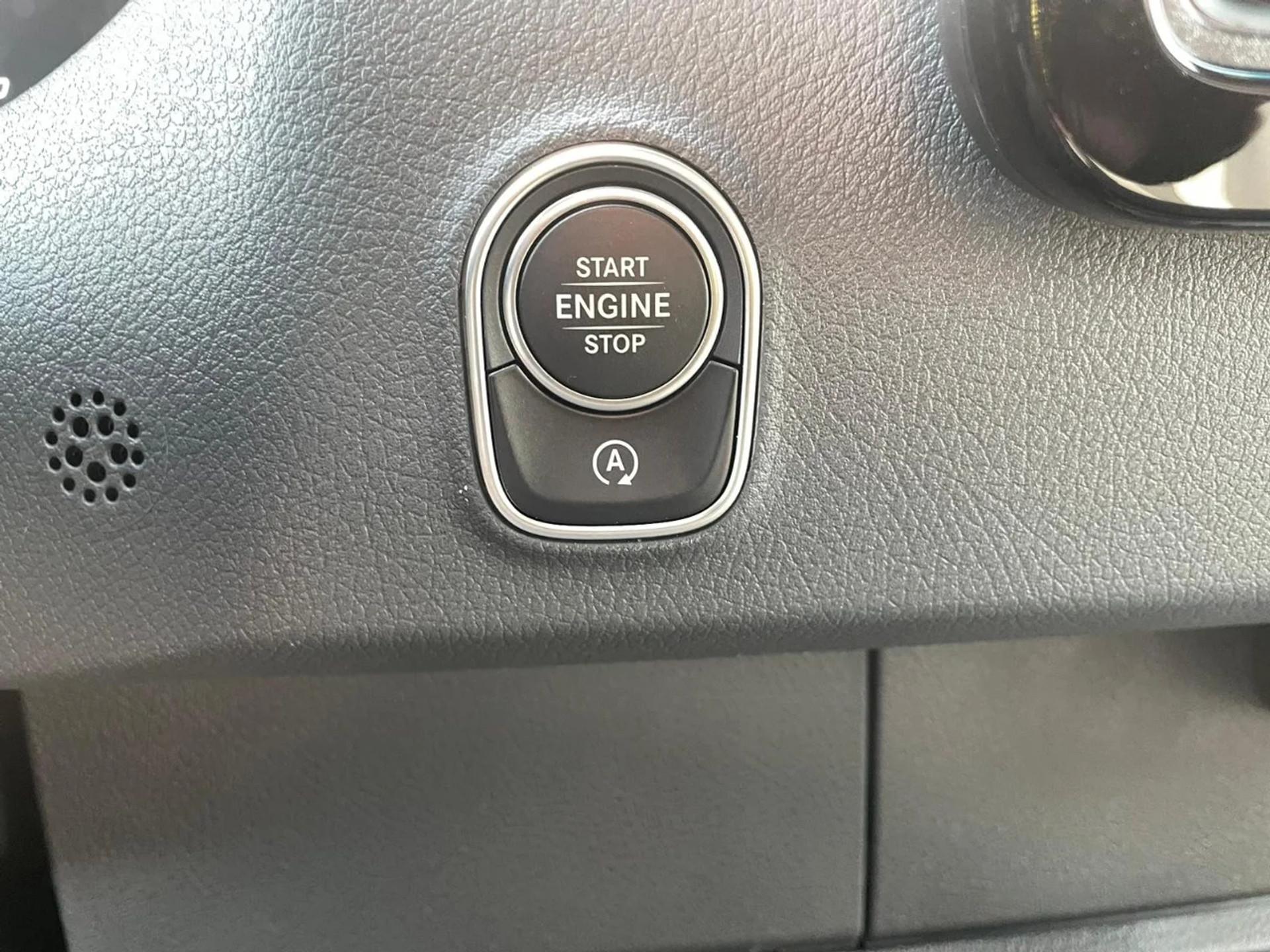Foto 19 van Mercedes-Benz Sprinter 519CDI Openlaadbak Automaat Airco Navi 3500KG Trekhaak NIEUW