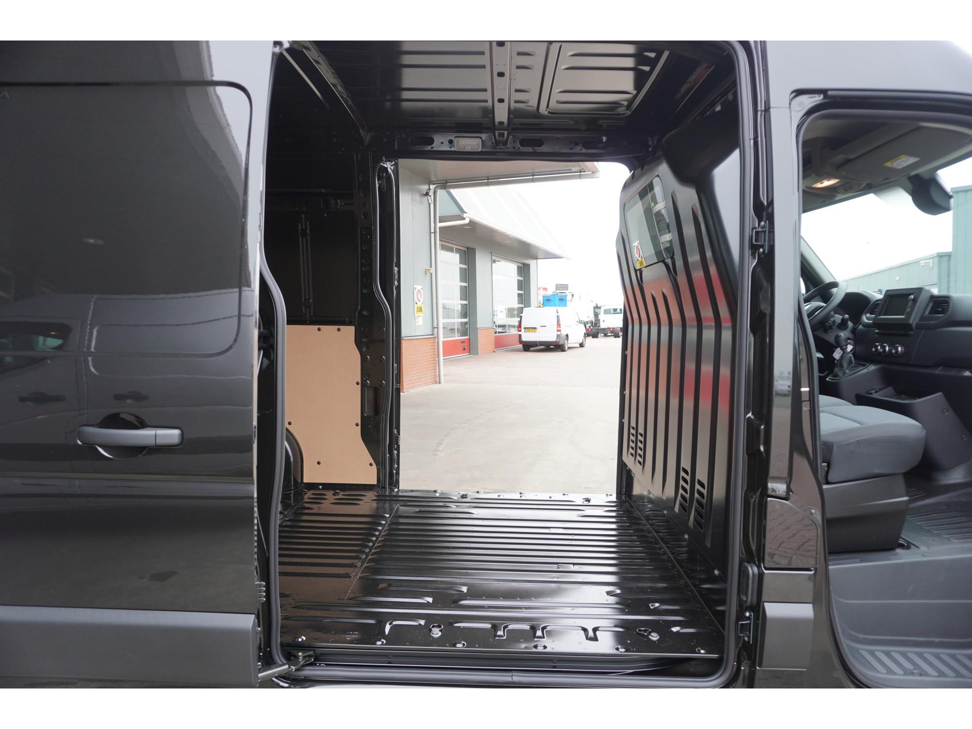 Foto 16 van Renault Master T35 2.3 dCi 180PK L2H2 Energy Work Edition Schuifdeur links en rechts