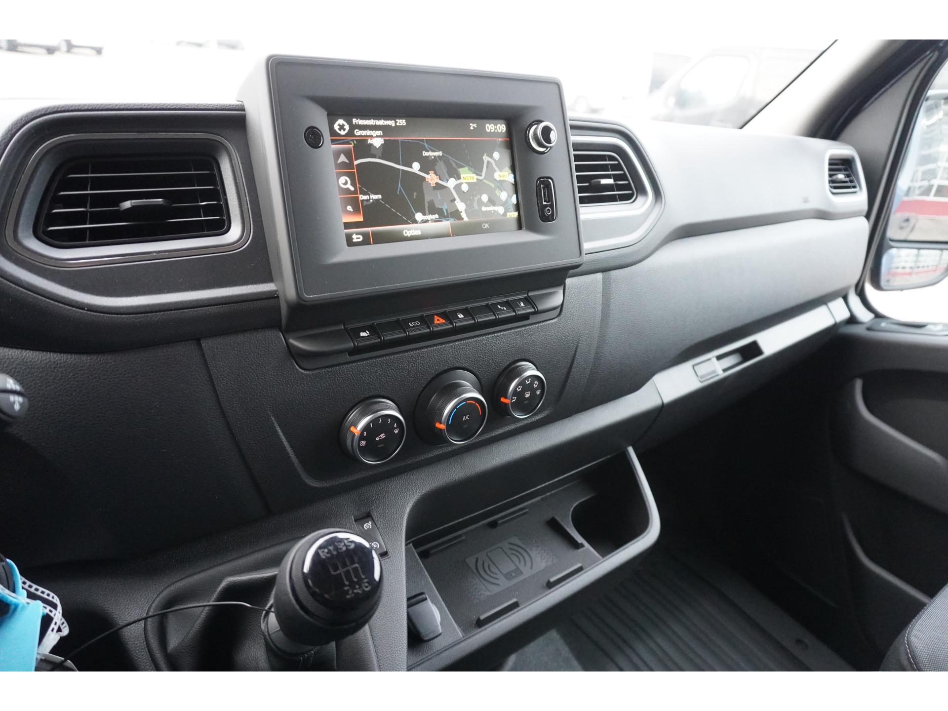 Foto 23 van Renault Master T35 2.3 dCi 180PK L2H2 Energy Work Edition Schuifdeur links en rechts