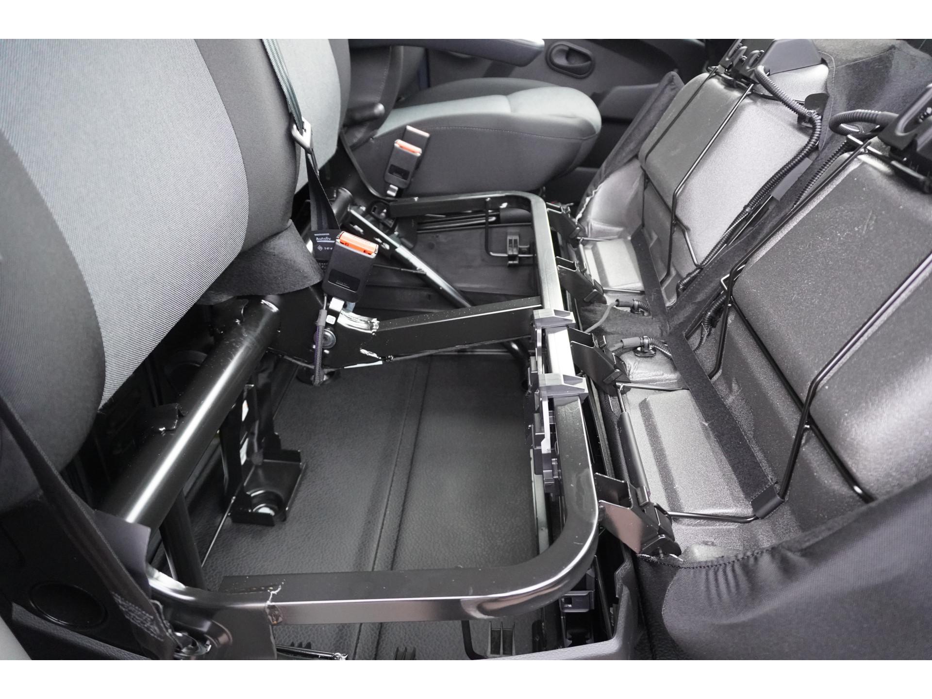 Foto 25 van Renault Master T35 2.3 dCi 180PK L2H2 Energy Work Edition Schuifdeur links en rechts