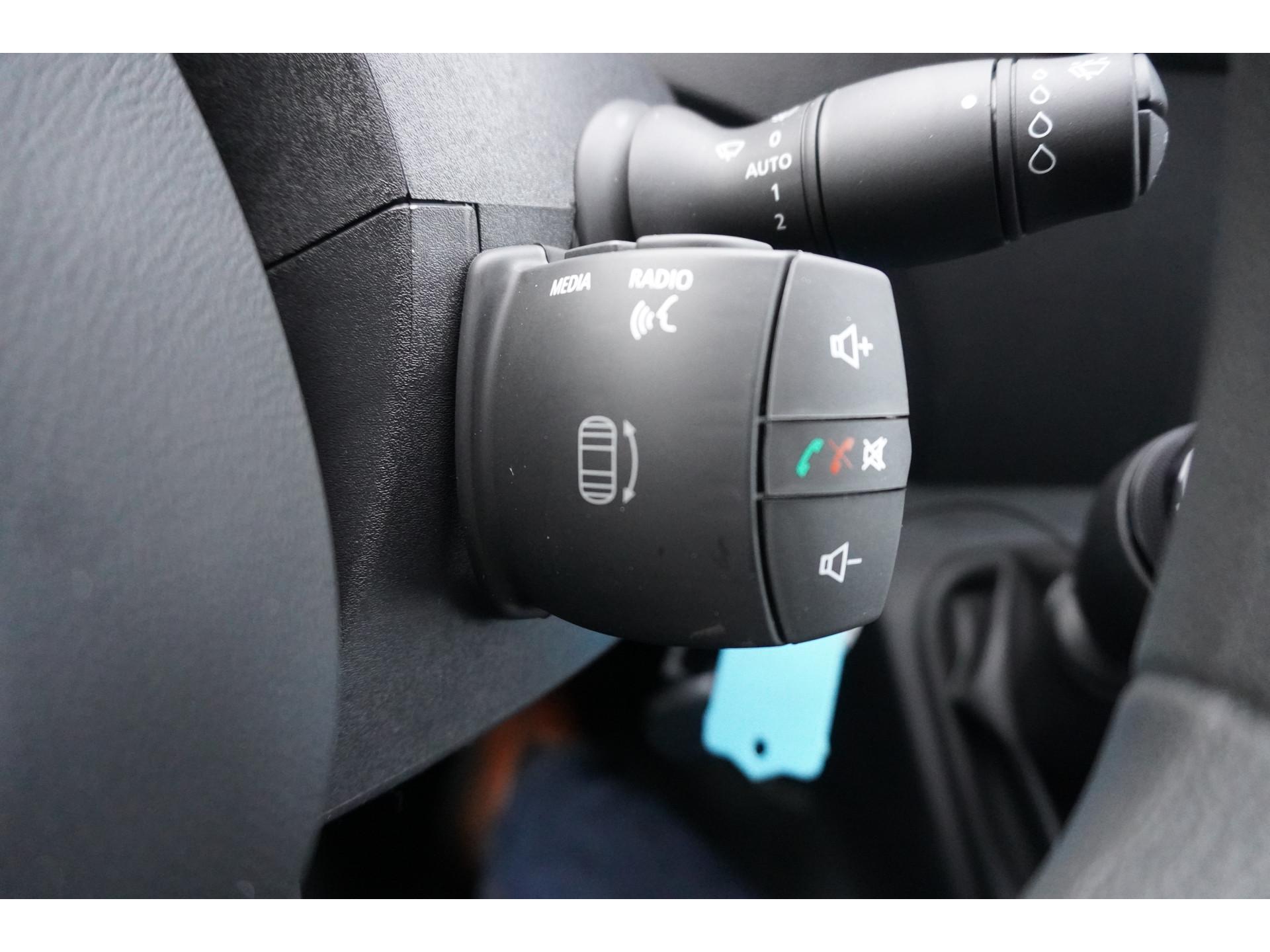 Foto 27 van Renault Master T35 2.3 dCi 180PK L2H2 Energy Work Edition Schuifdeur links en rechts
